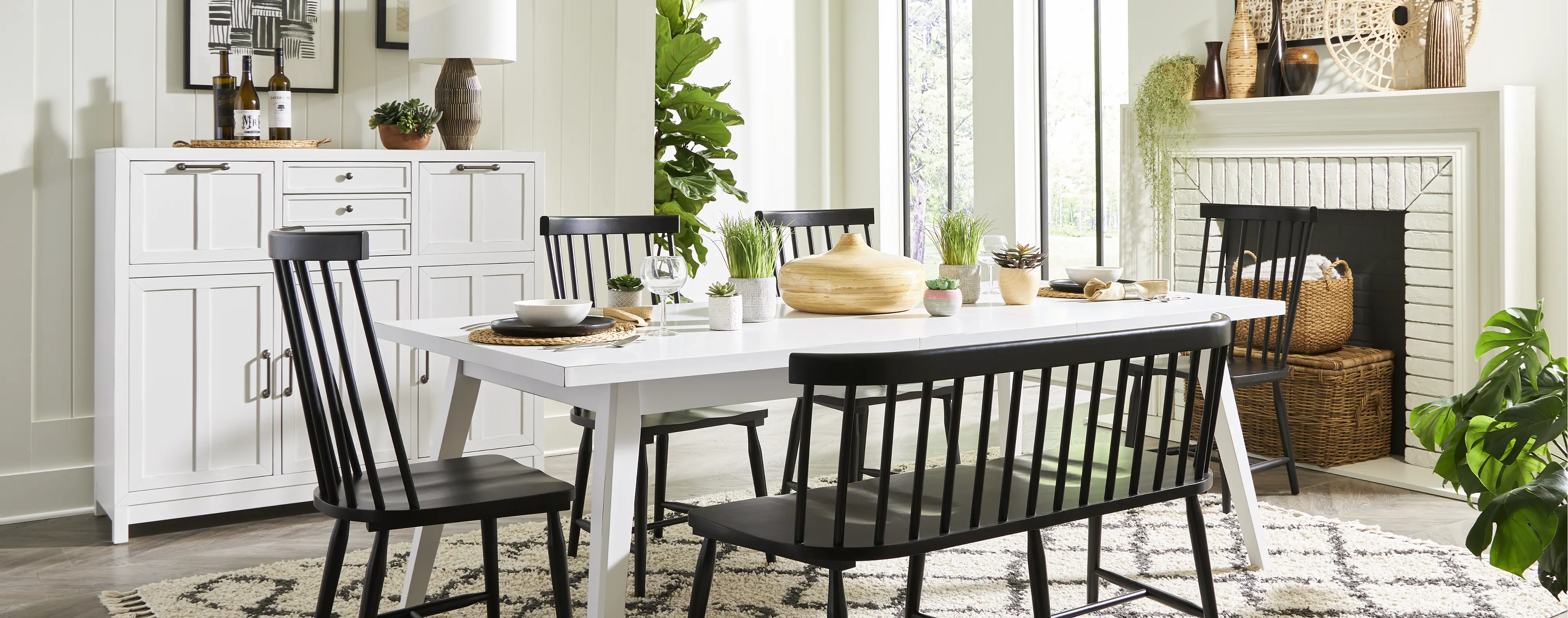 224-C4000B-B Capeside Cottage Black Dining Bench-8