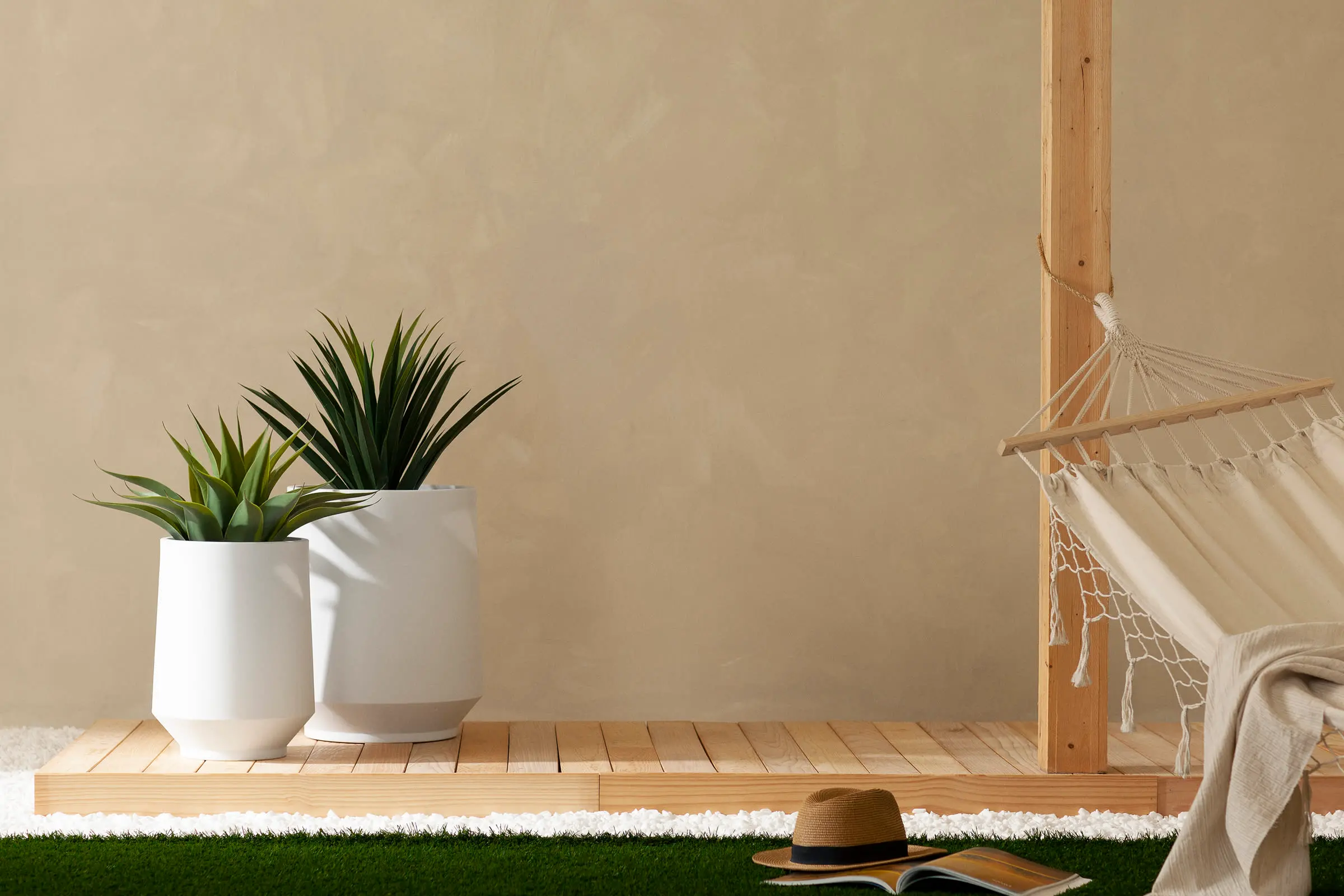 15004 Dalya White 16  Outdoor Planter-3