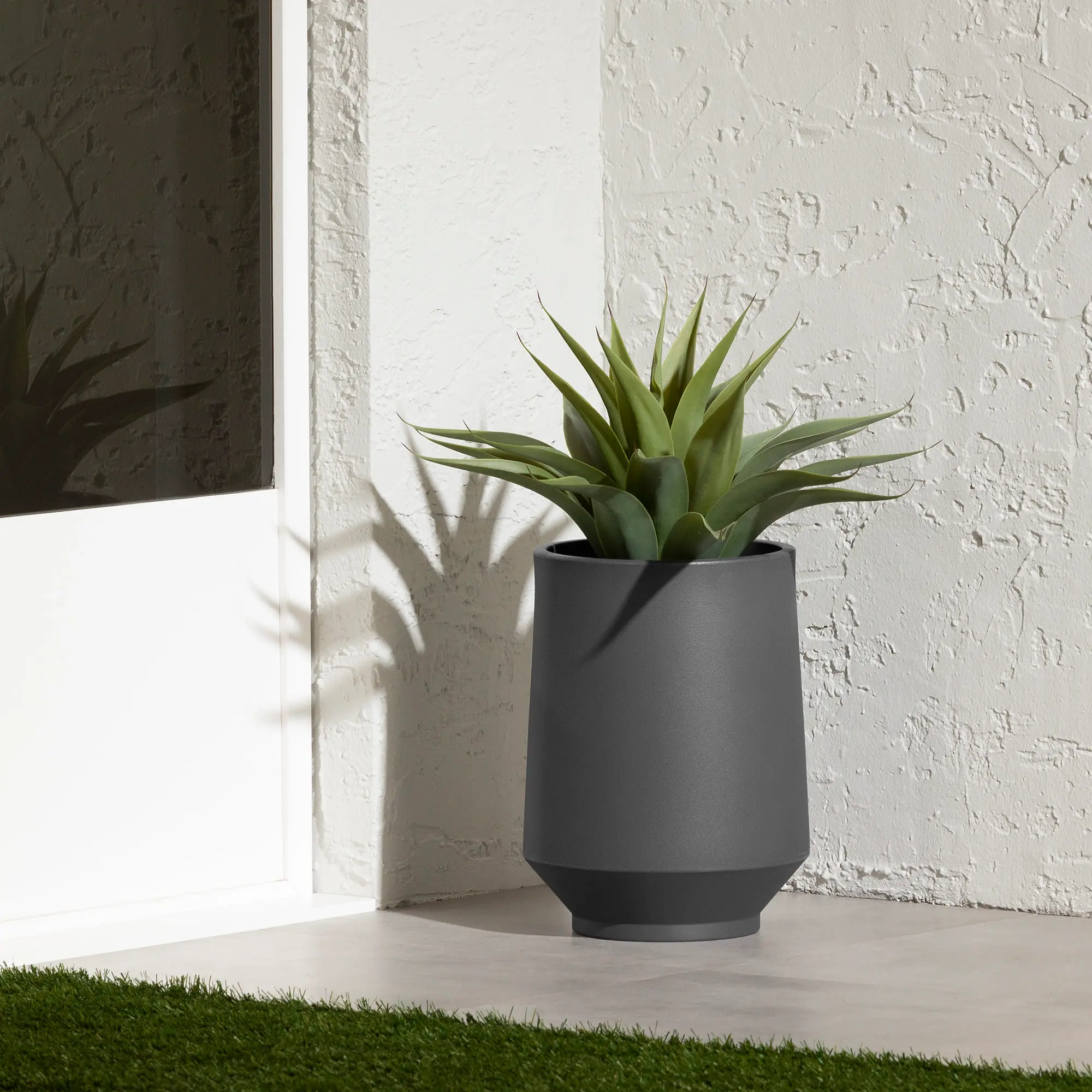 15005 Dalya Dark Gray 16  Outdoor Planter-2