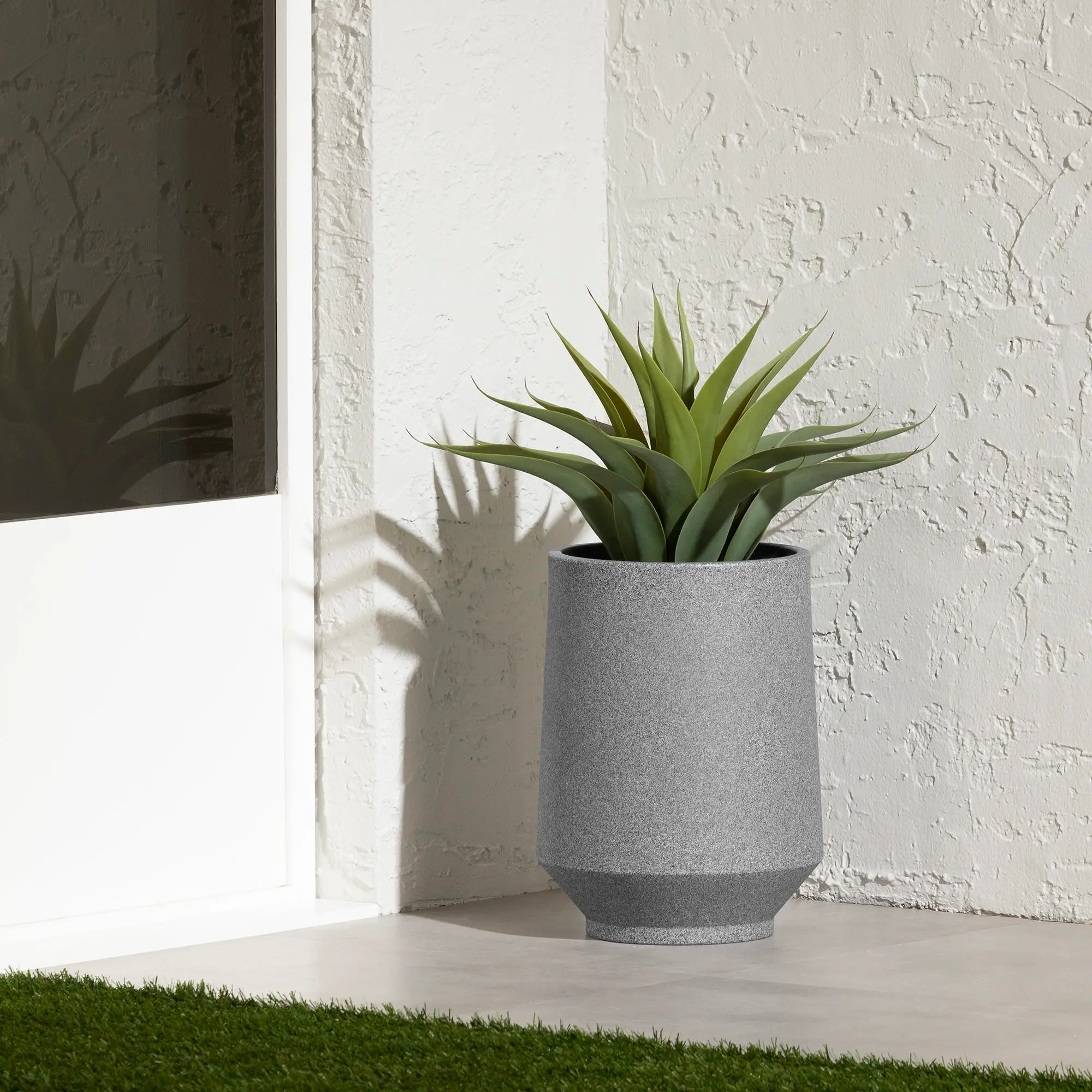15006 Dalya Mottled Gray 16  Outdoor Planter-2