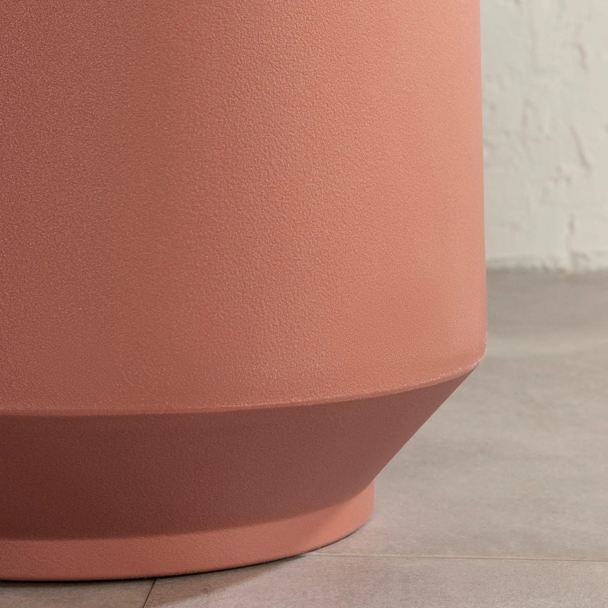15008 Dalya Burnt Orange 16  Outdoor Planter-6