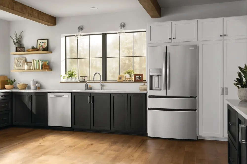 GRMS2773AF Frigidaire 26.3 cu ft 4-Door French Door Refrigerator - Stainless Steel-3