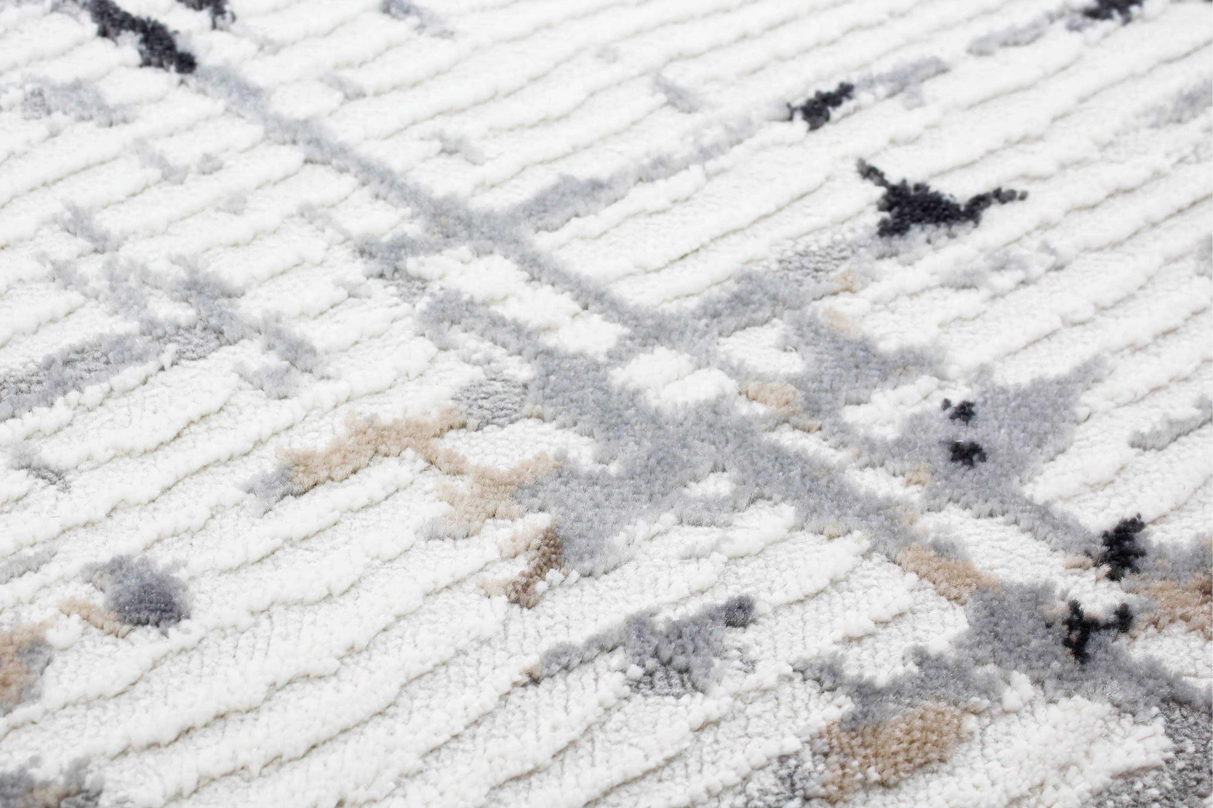 C190-IVGY-4X6-CA105 Ziyad 4 x 6 Carlyle White Area Rug-4