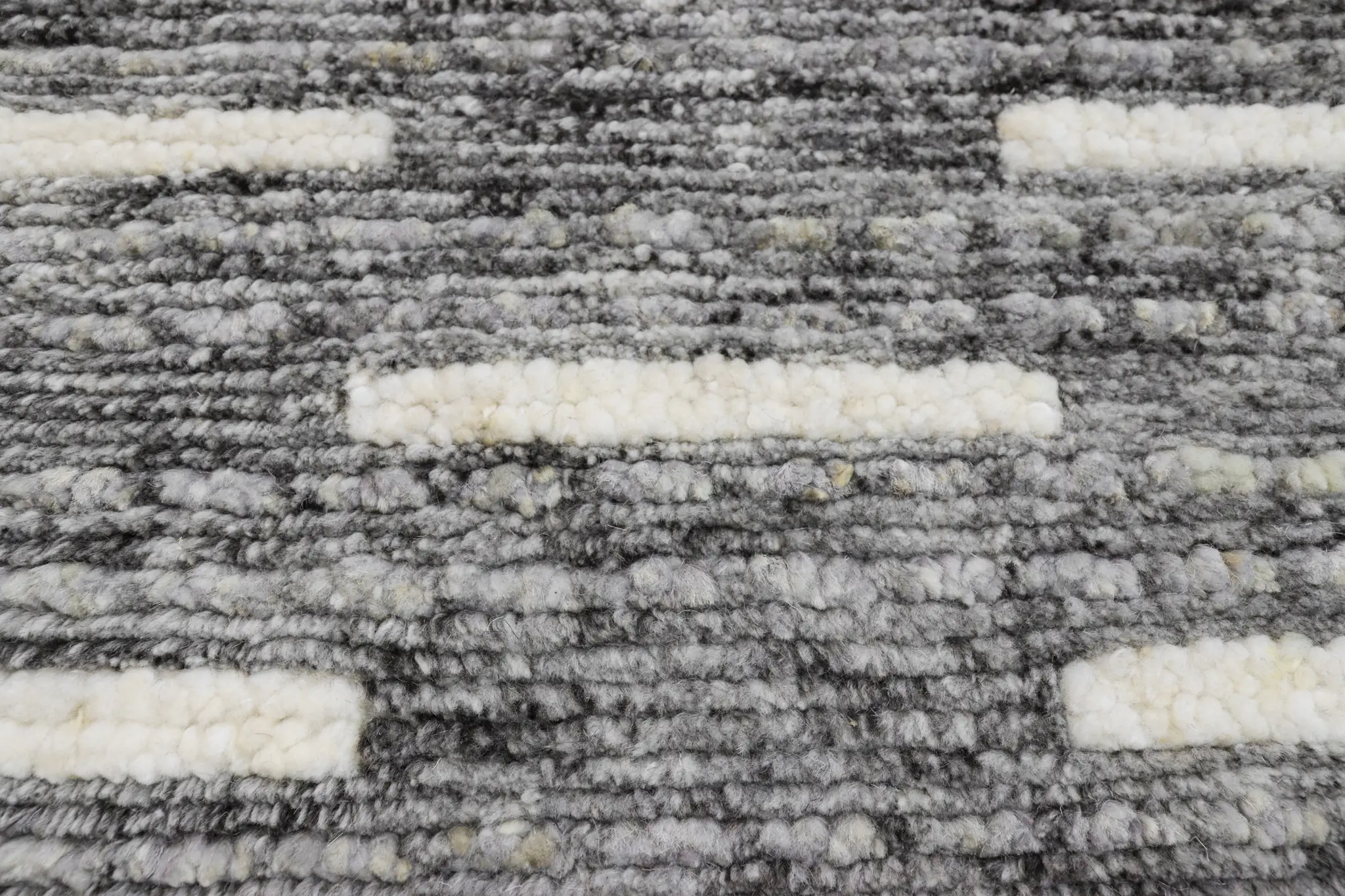 M133-GY-76X96-BN25 Jedediah 8 x 10 Wool Hand Knotted Gray Area Rug-4