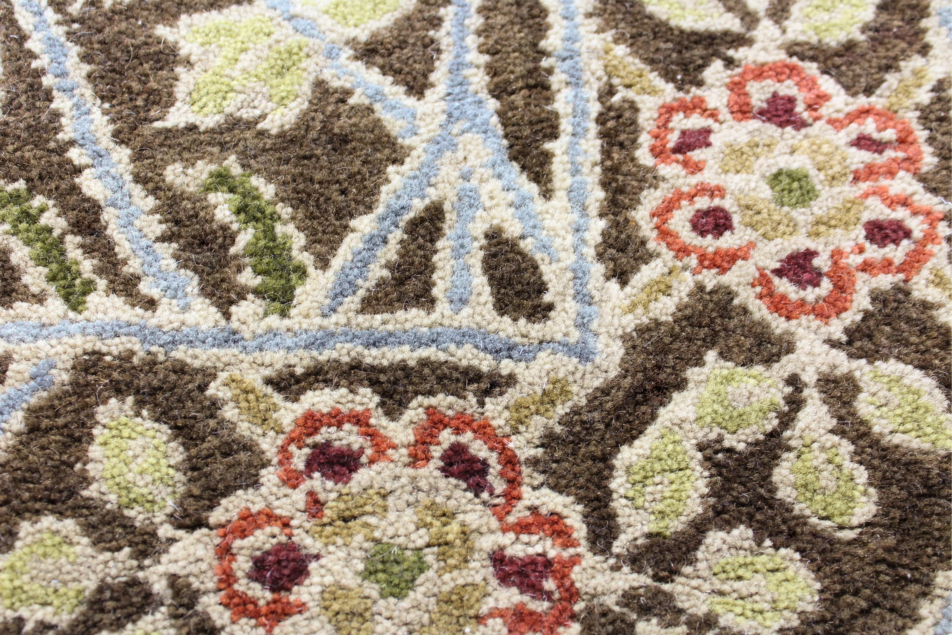 R128-CHOC-8X10-HG102 Wilshire 8 x 10 Hastings Chocolate Wool Area Rug-5
