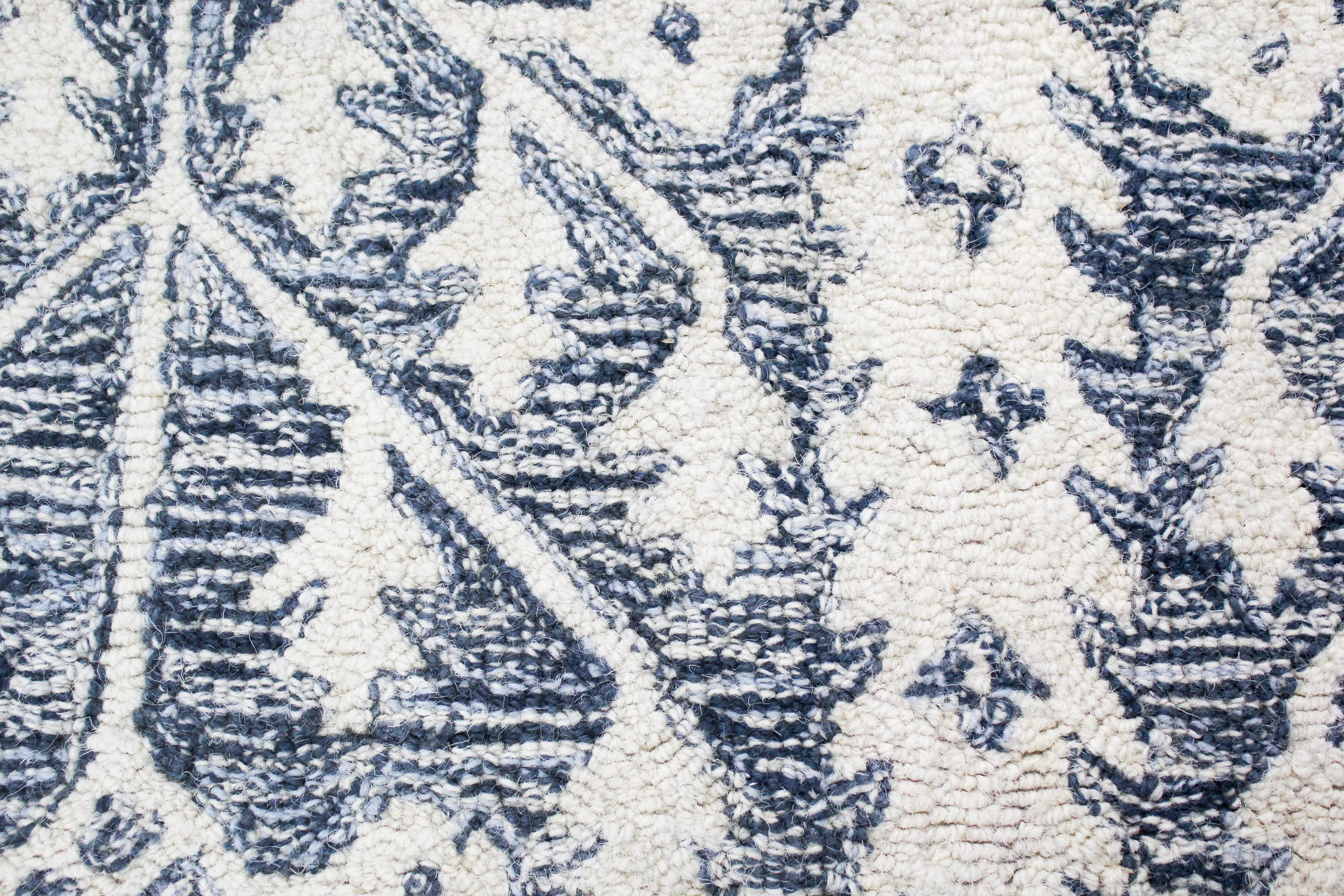 R131-DEN-2.6X8-AL133 Valencia Novalee Blue Wool Hand Tufted Runner Rug-5