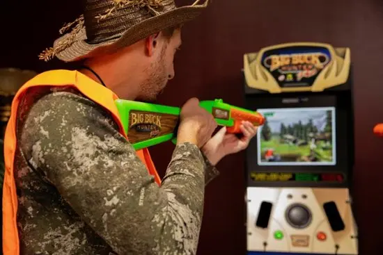 BBH-A-304025 Arcade1Up Big Buck Hunter Pro Deluxe Arcade Machine-5
