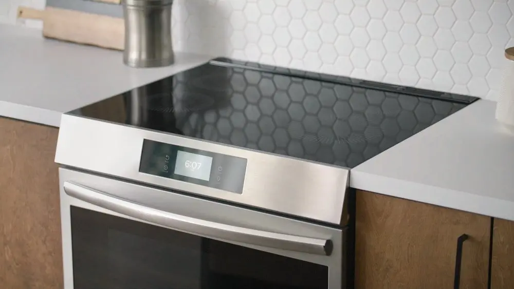 GCFI3060BF Frigidaire Gallery 6.2 Cu Ft Induction Range - Stainless Steel-8