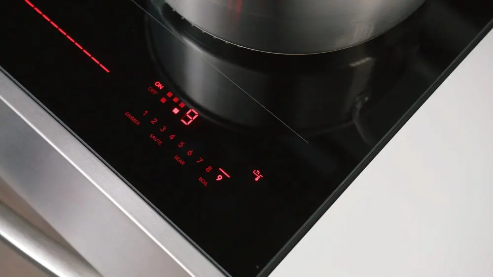 GCFI3060BF Frigidaire Gallery 6.2 Cu Ft Induction Range - Stainless Steel-9