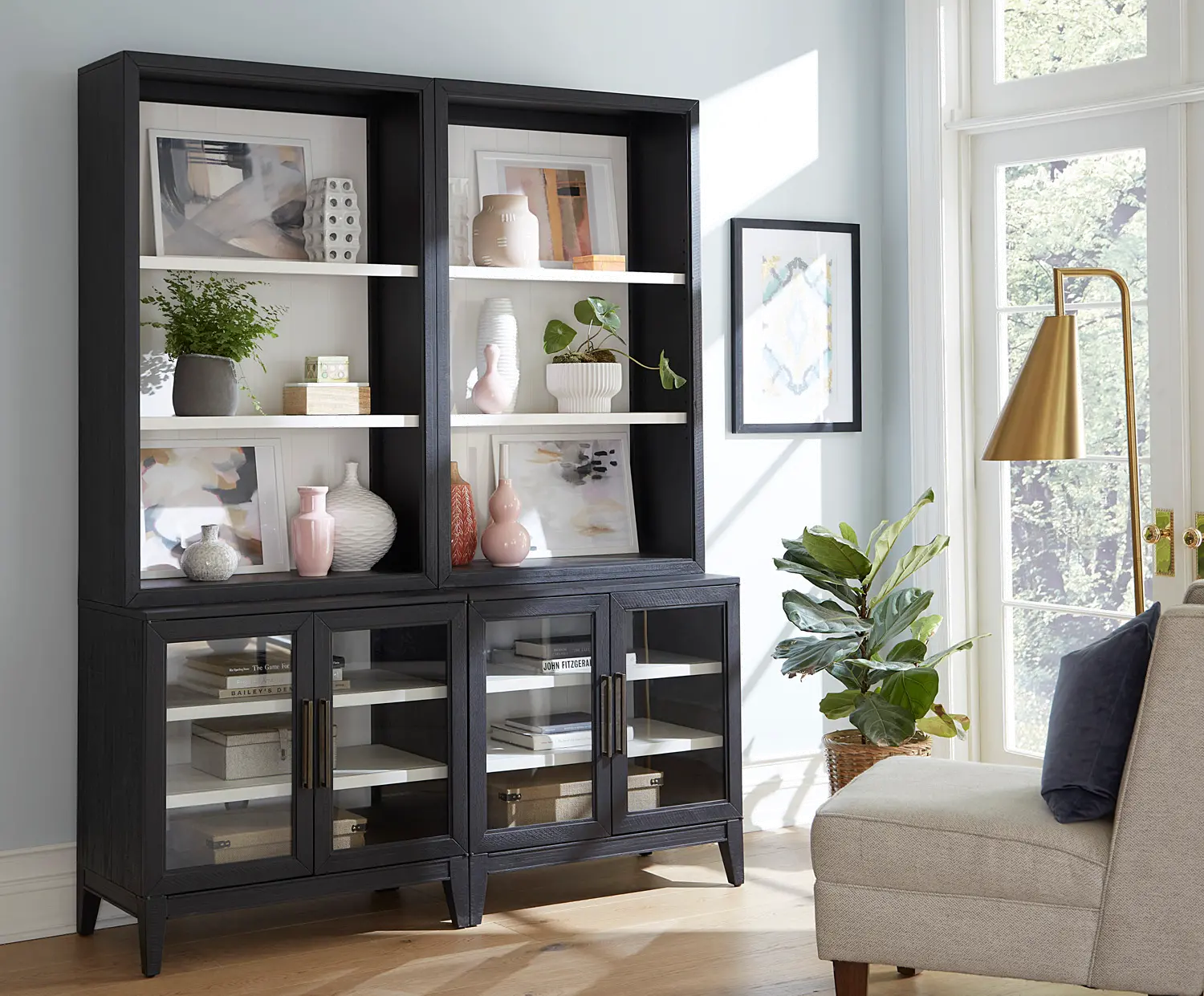 Callahan Domino Black Display Case-2