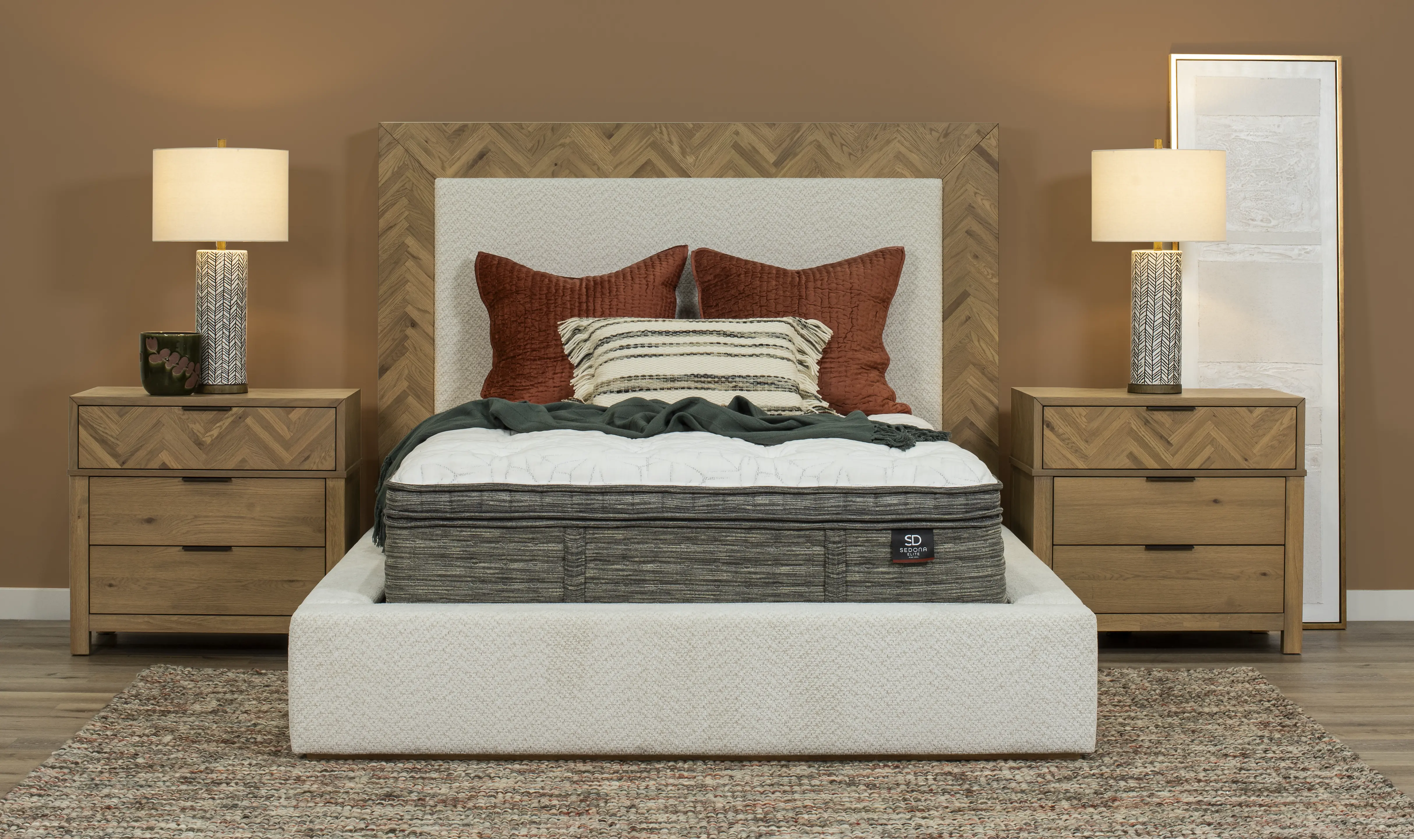 8031KK-1050 King Koil Sedona Elite Plush Queen Mattress-2
