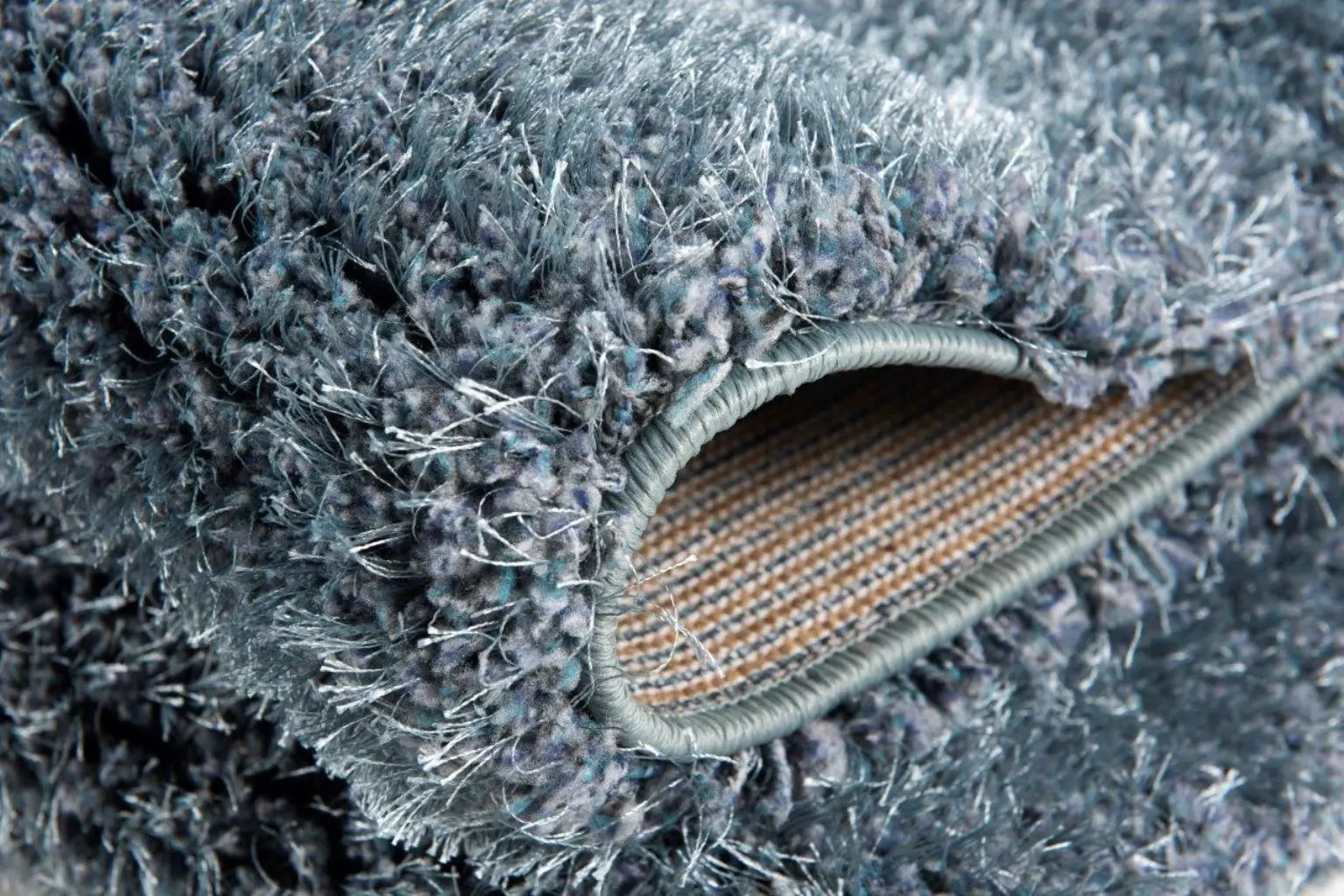 Anakara 5 x 7 Fluffy Blue Area Rug-3