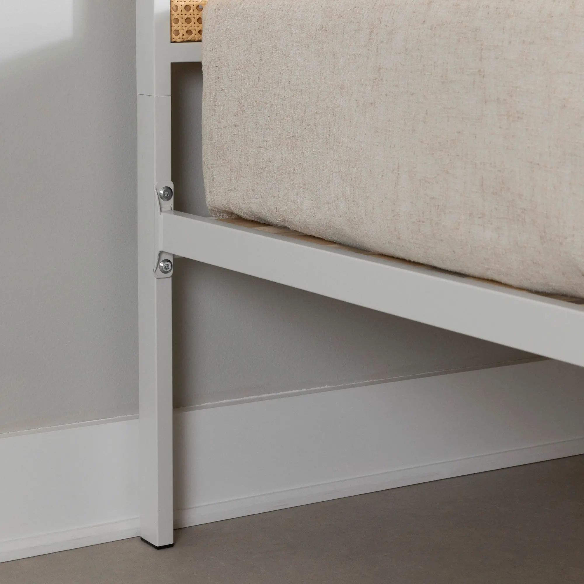 15195 Hoya Natural Cane and White Full Platform Bed - South Shore-7