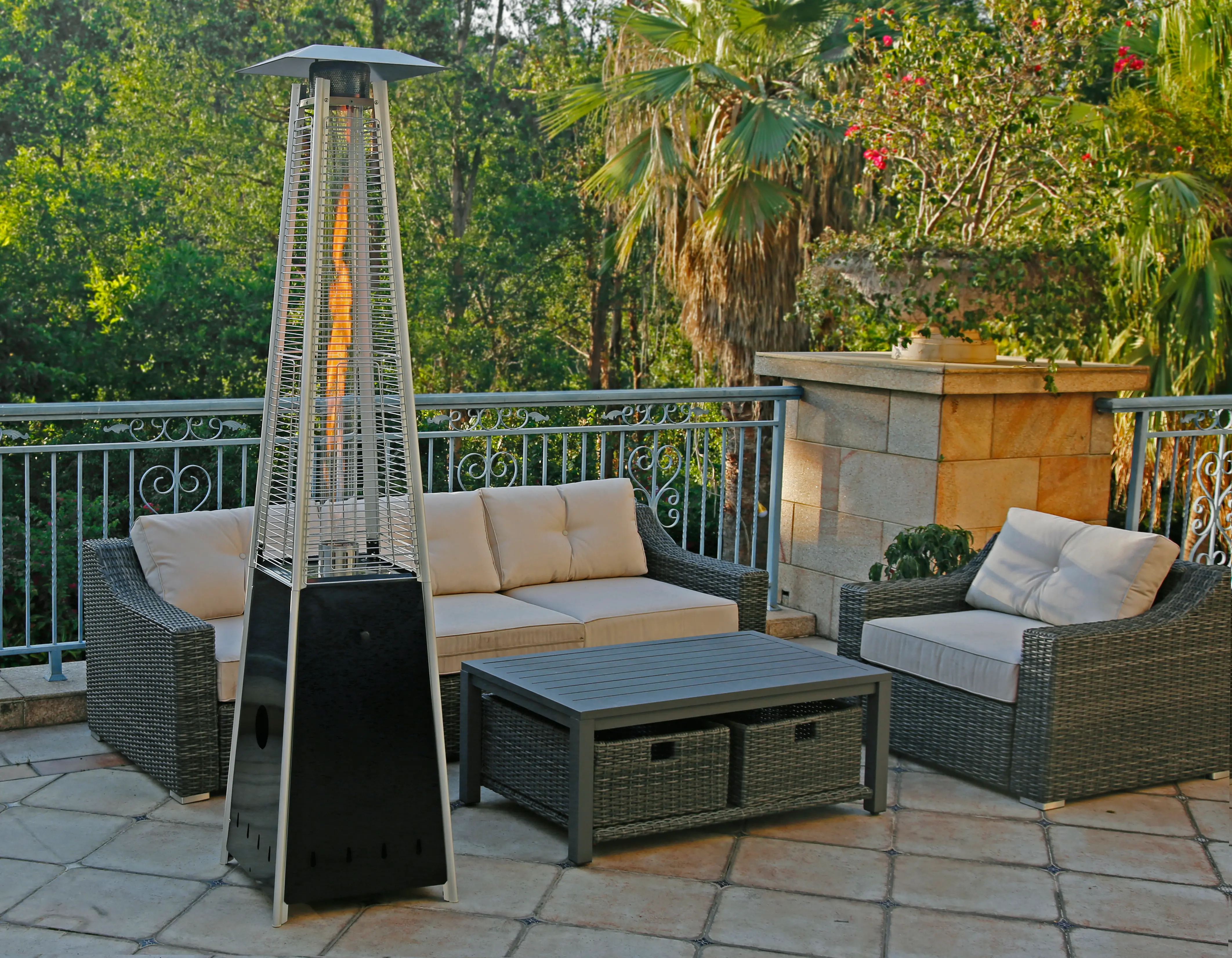 HeatMaxx Pyramid Style Propane Patio Heater-3
