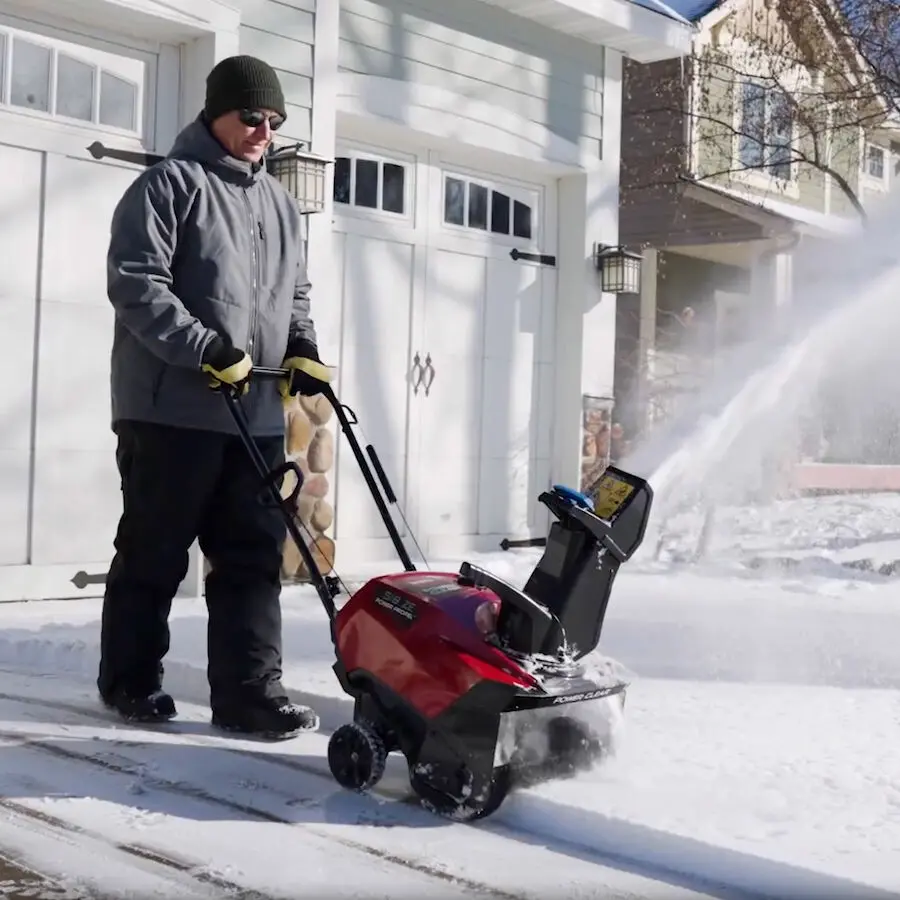 38474 Toro Power Clear 518 ZR Gas Snow Blower-4