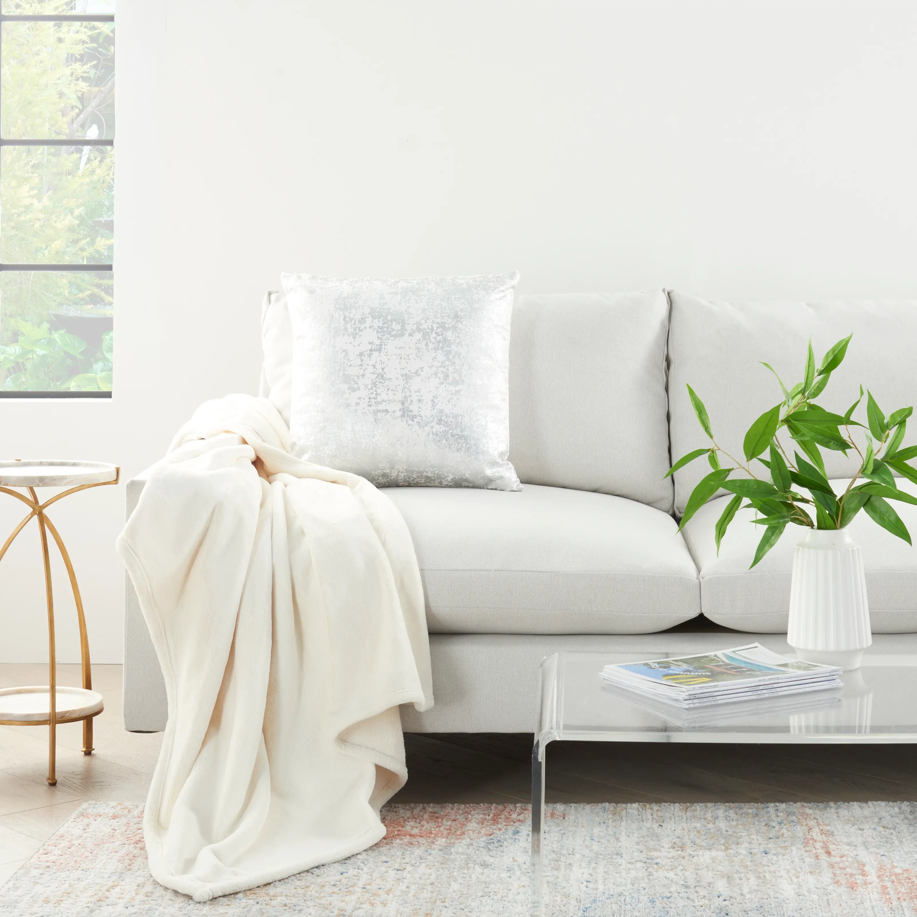 AP102/IVORY-BLANKET Ultra Soft Ivory Faux Fur Throw Blanket-2