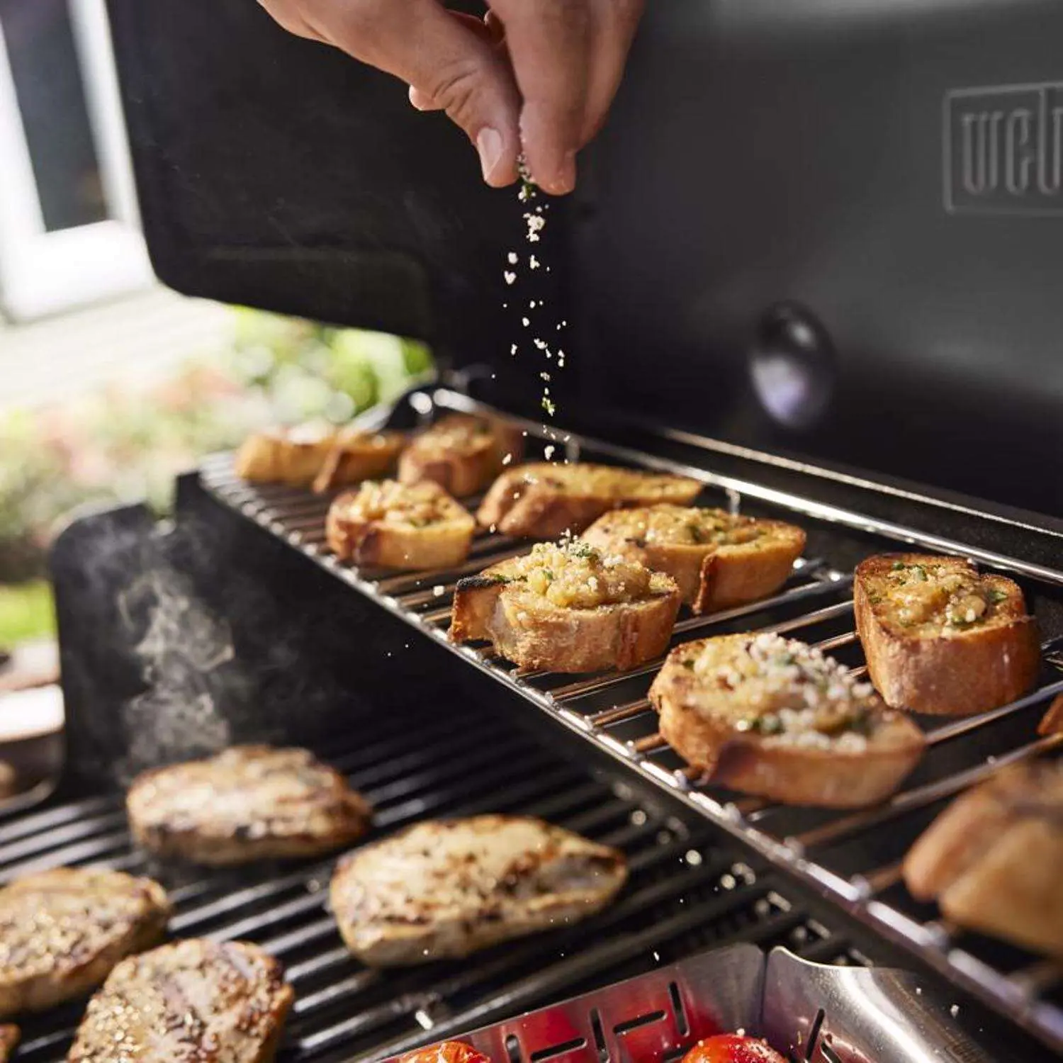 1500577,G3,E330,NG-B Weber Genesis E-330 Three Burner Natural Gas Grill-7