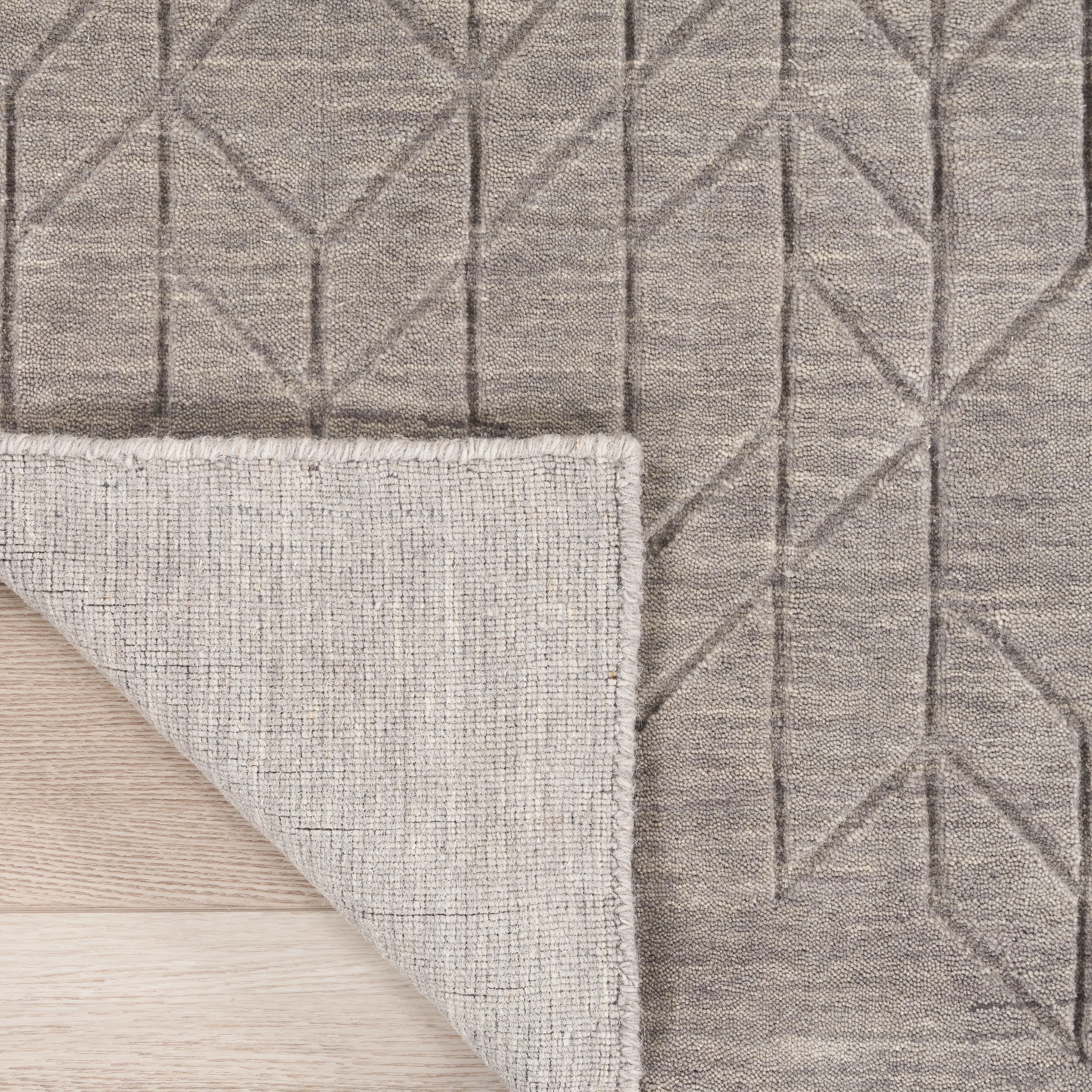 ALE01GREY Alessia 5 x 8 Gray Area Rug-2