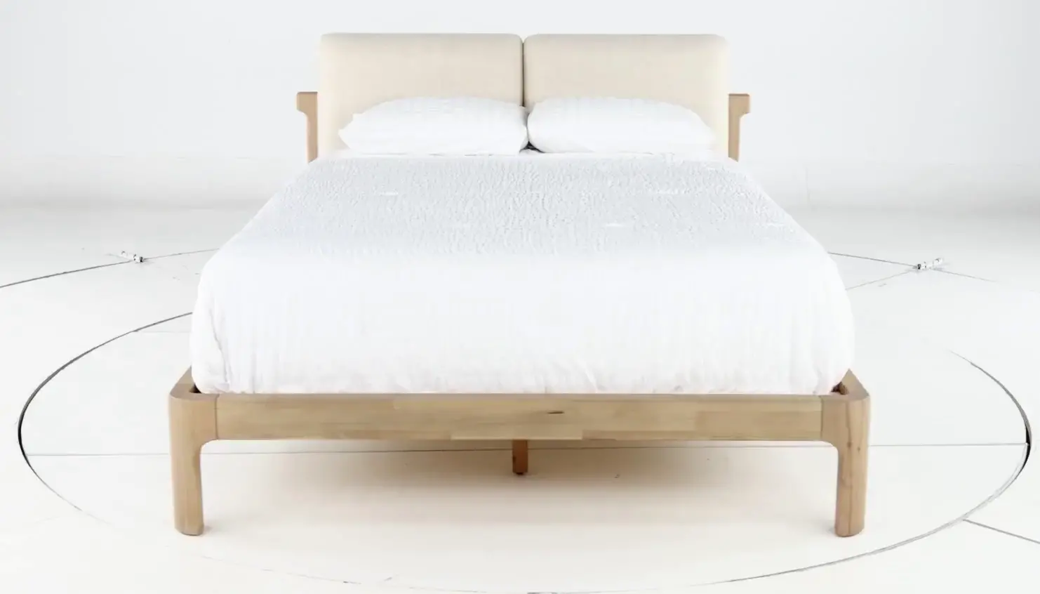 Furano Linen White and Natural King Platform Bed-5