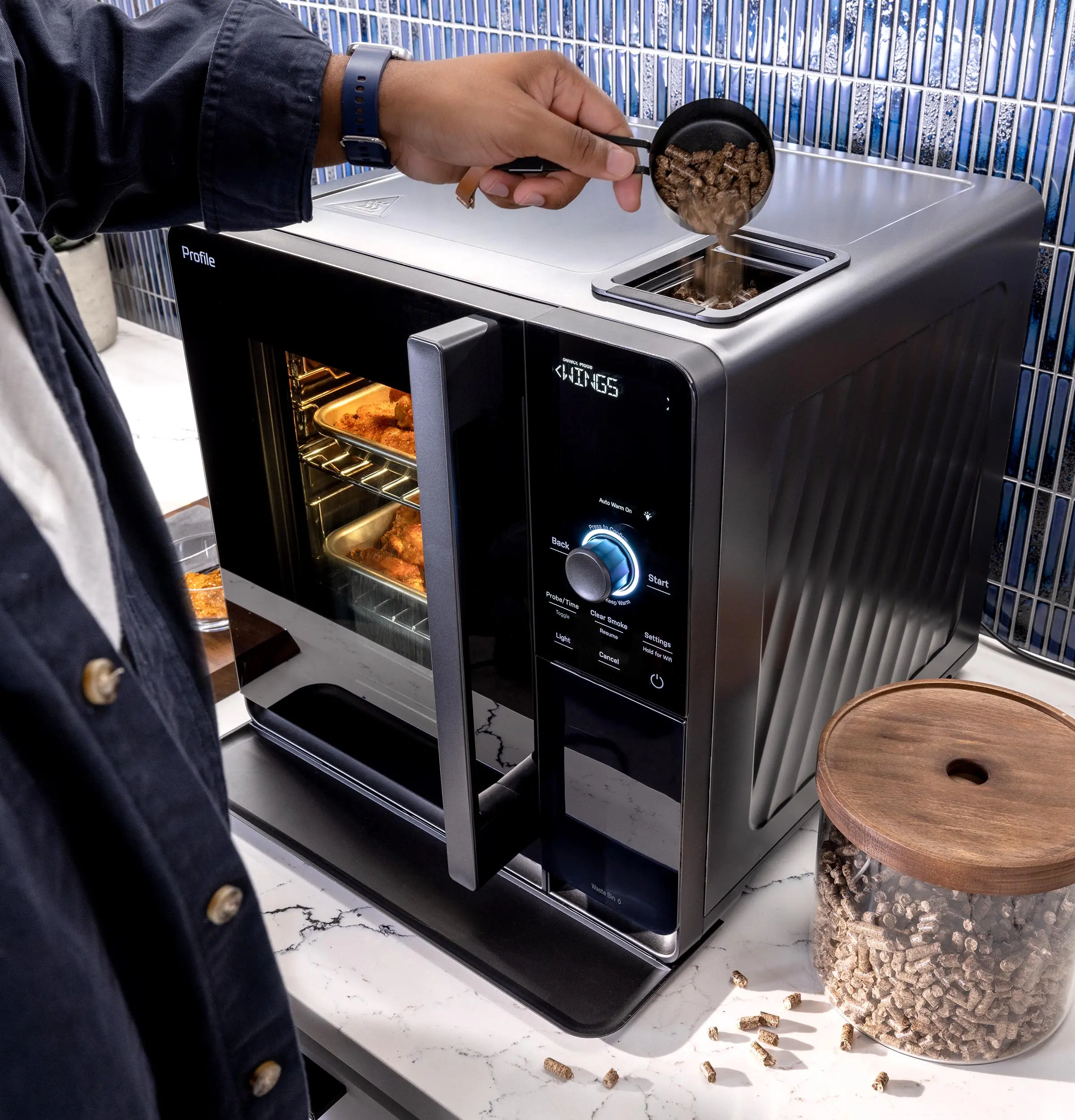 P9SBAAS6VBB GE Profile Smart Indoor Smoker-11