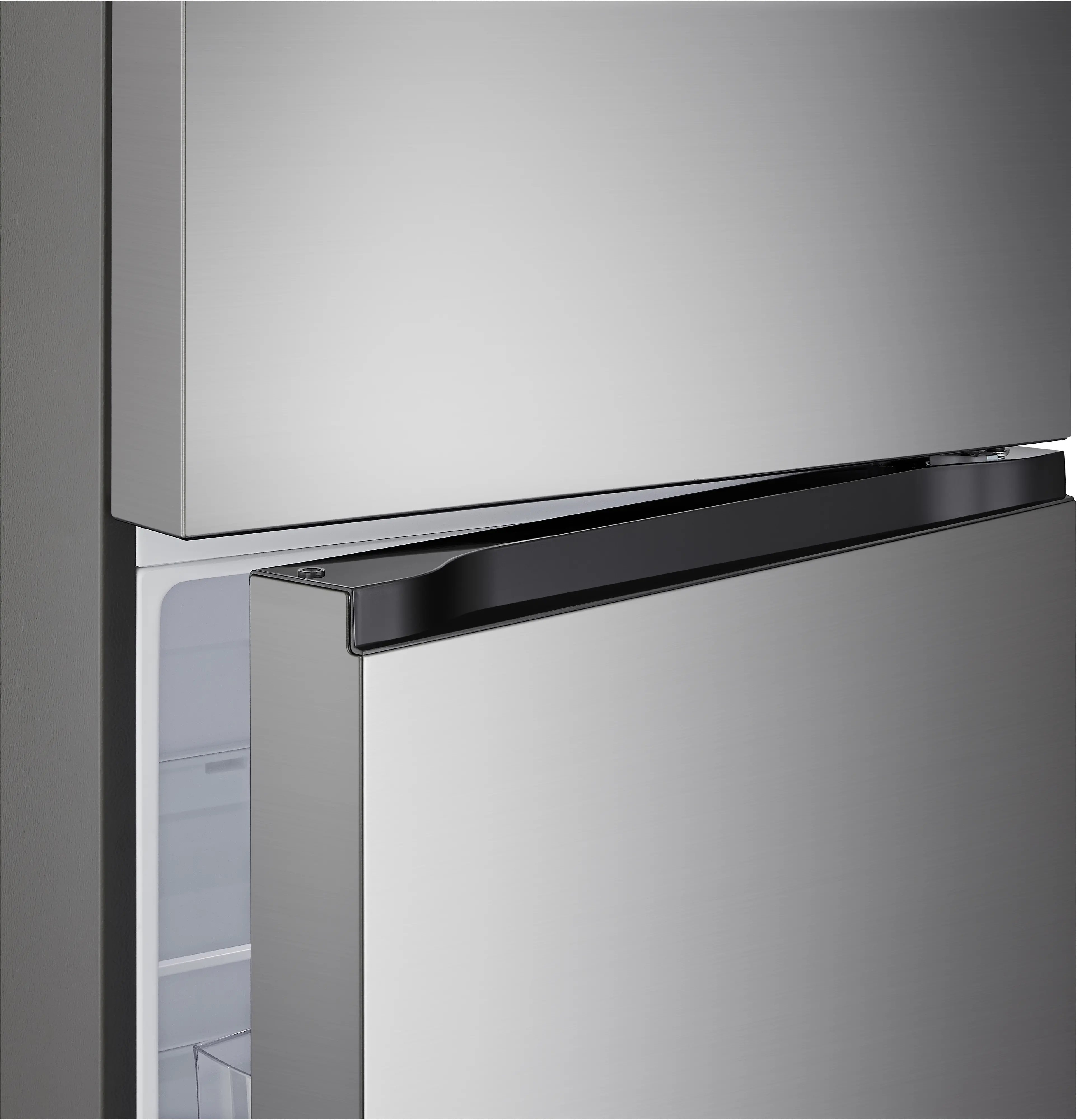 LT18S2100S LG 17.5 Cu Ft Top Mount Garage-Ready Refrigerator - Stainless Steel-5