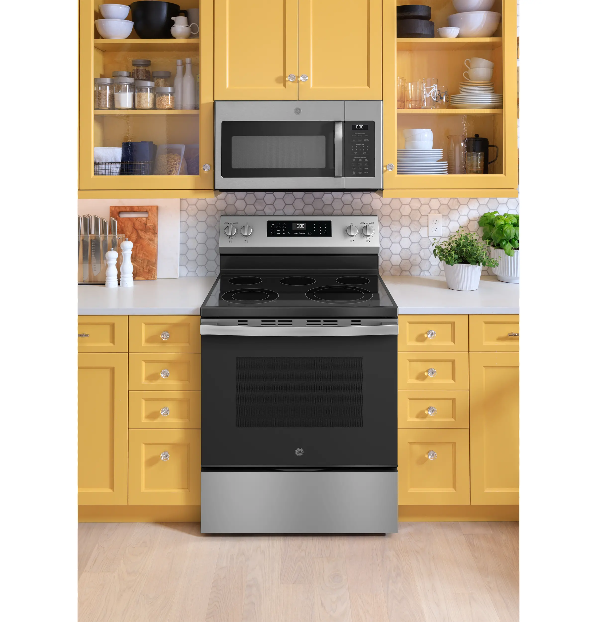 GRF600AVSS GE 5.3 Cu Ft Single Oven Range with Air Fry - Stainless Steel-2