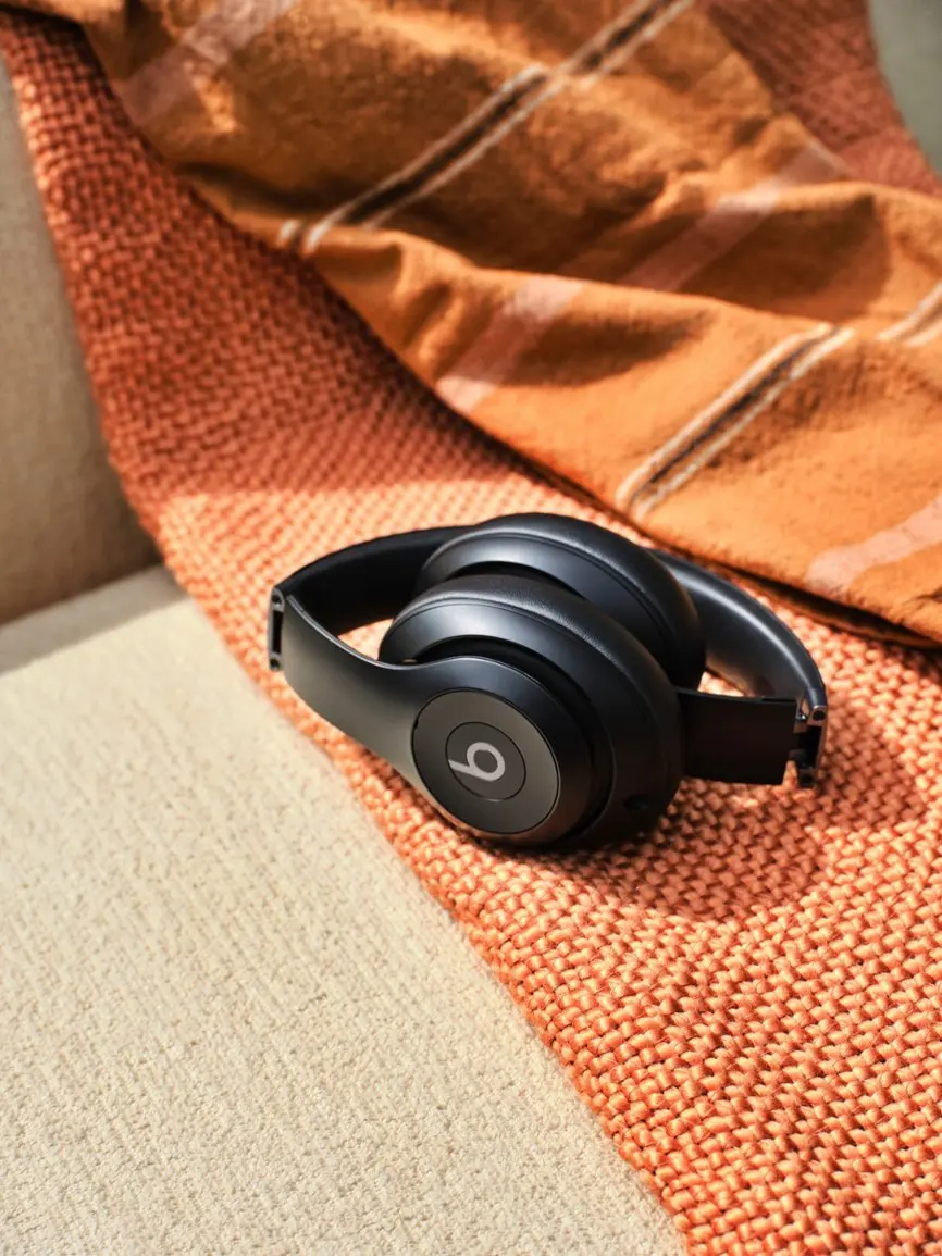 MQTP3LL/A Beats Studio Pro Wireless Noise Cancelling Over-the-Ear Headphones - Black-2