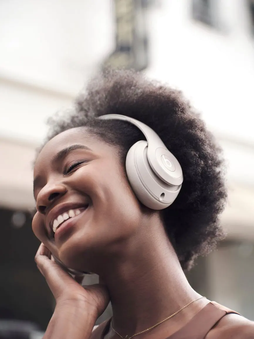 MQTR3LL/A Beats Studio Pro Wireless Noise Cancelling Over-the-Ear Headphones - Sandstone-10