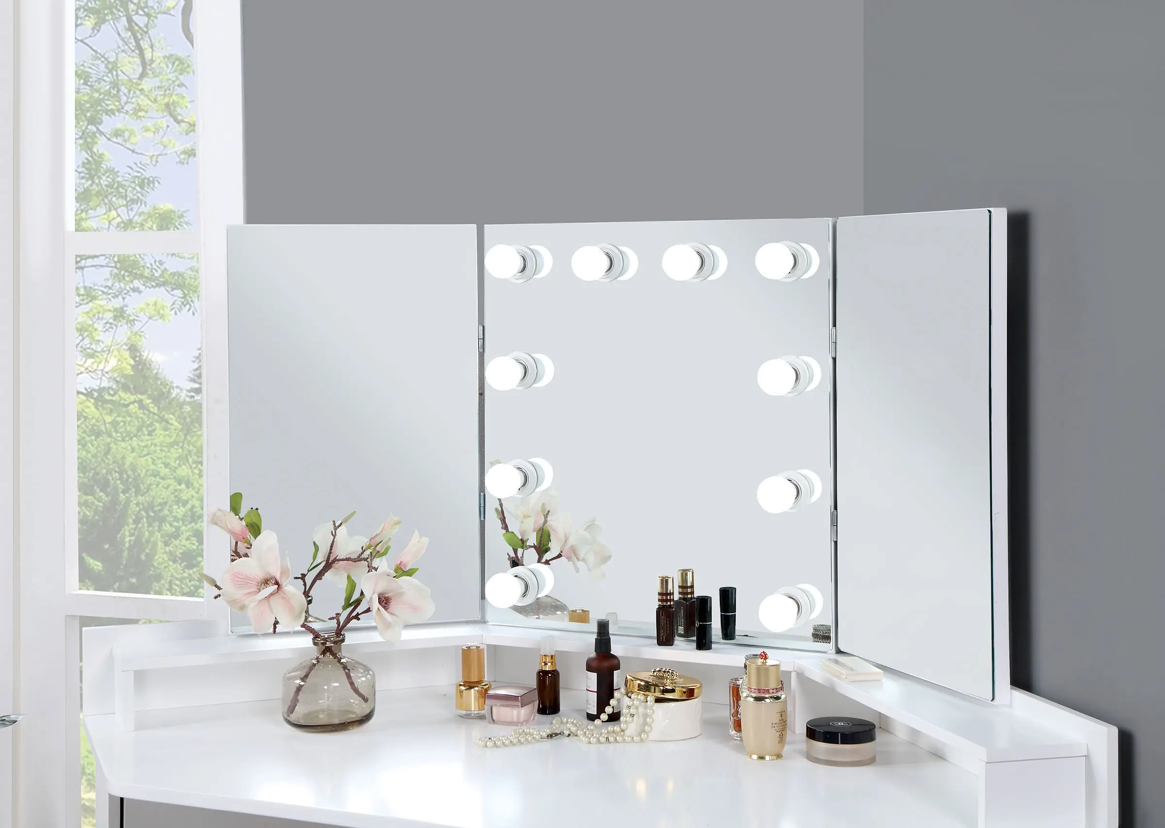 Lorybelle White Vanity-3