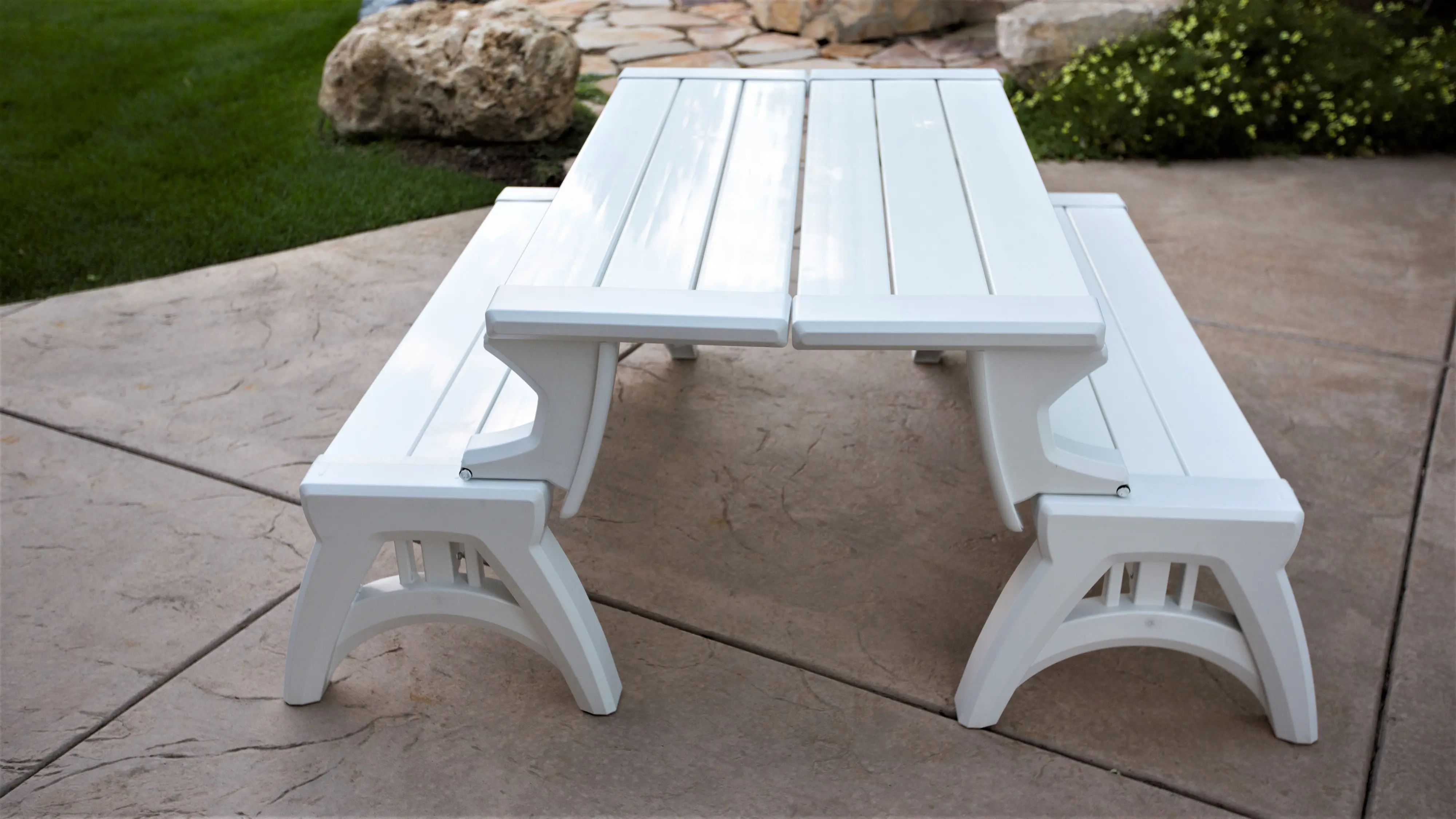 Gen II Indoor-Outdoor White Convertible Bench-4