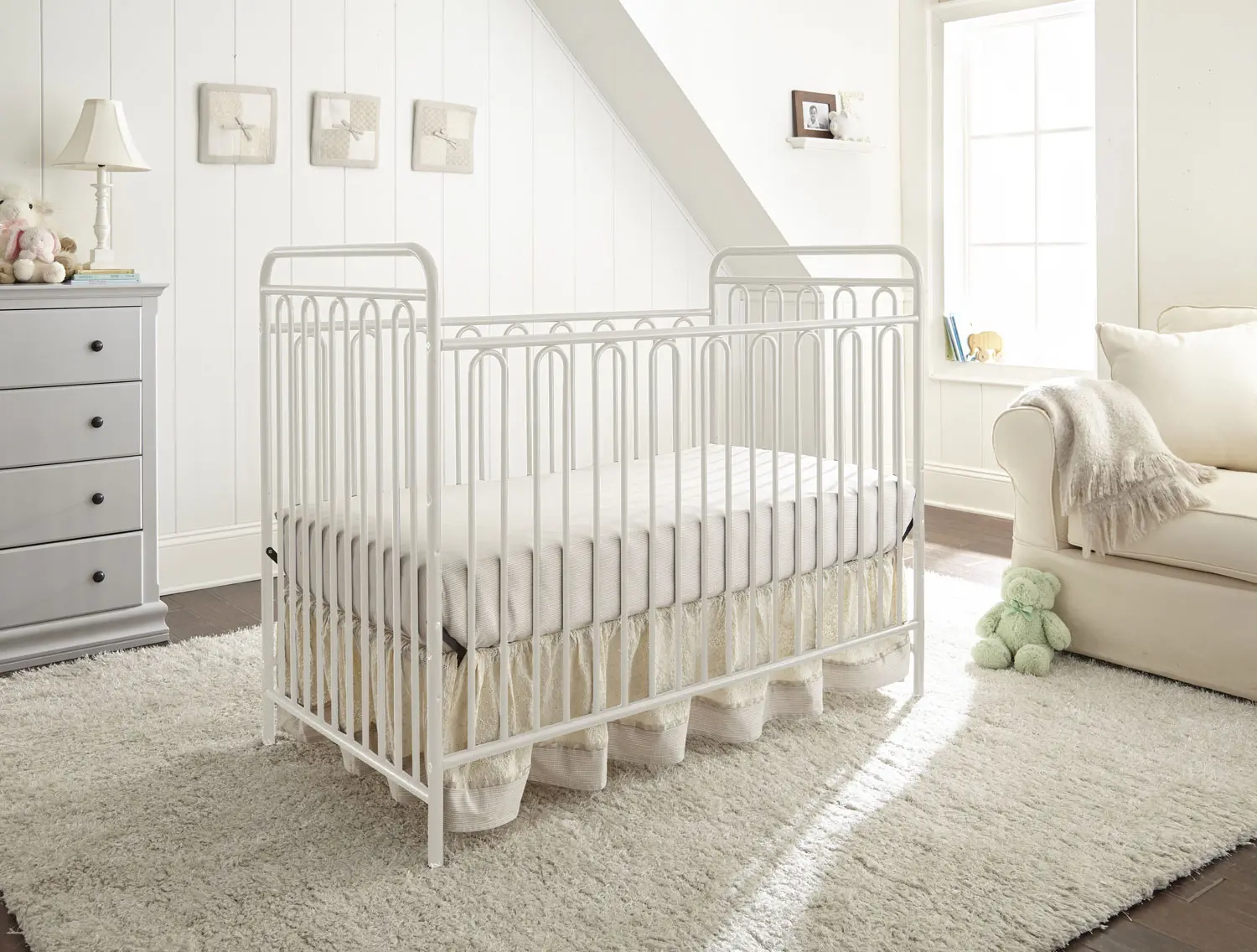 FCS-96091-AW Trinity White Metal 3-in-1 Convertible Crib-2