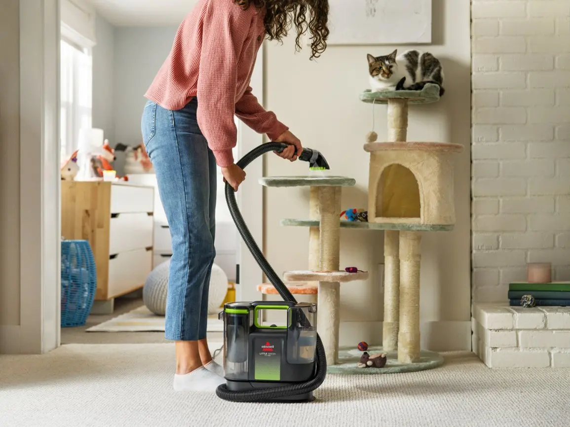 3857 Bissell Little Green Max Pet Handheld Deep Cleaner-5