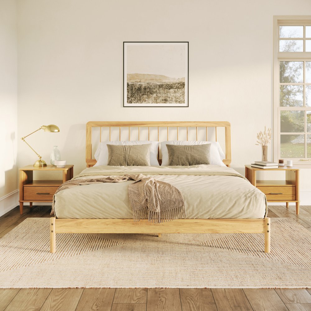 Cama Natural Wood King Spindle Bed