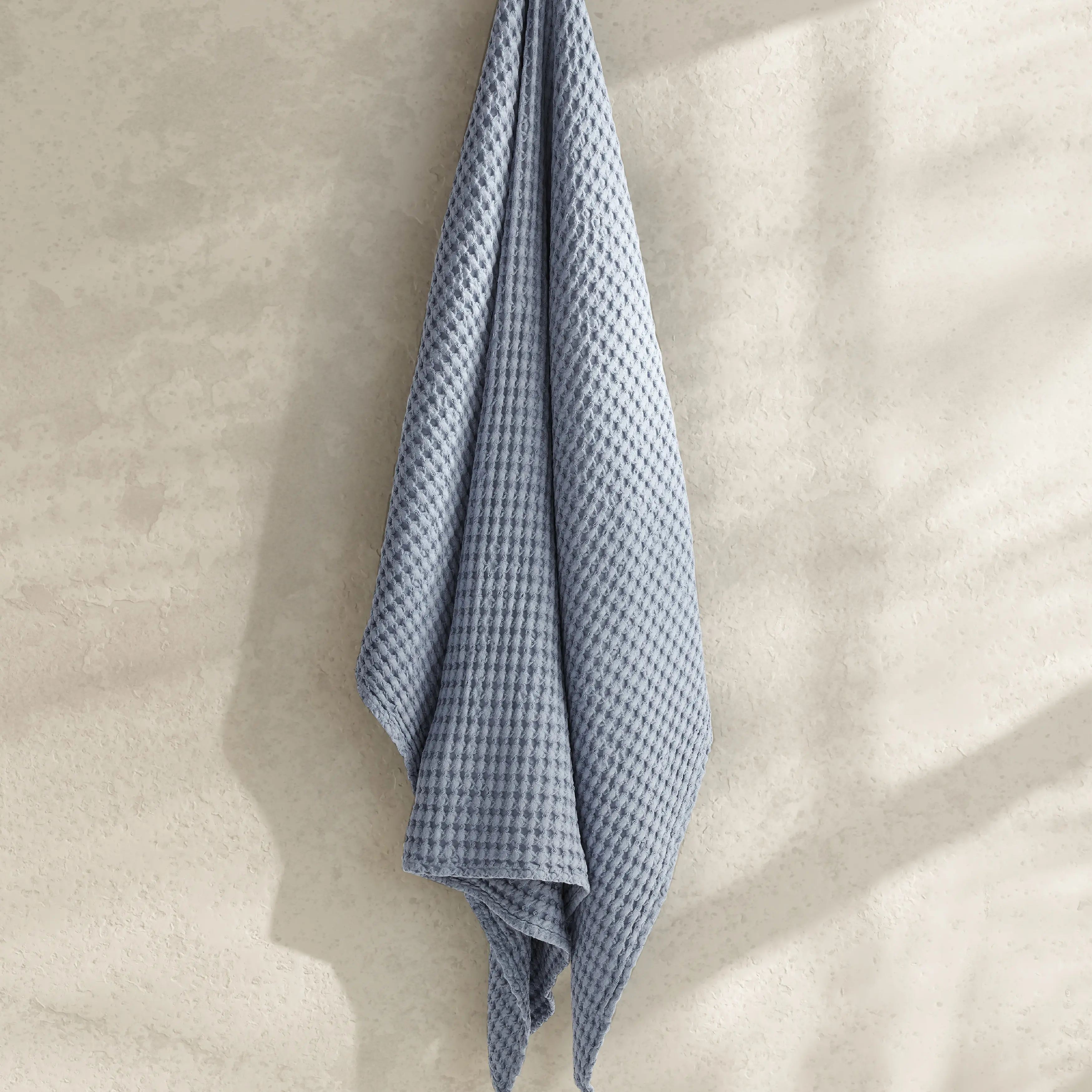 J. Queen Natural Pebble Beach Chambray Blue Throw-4