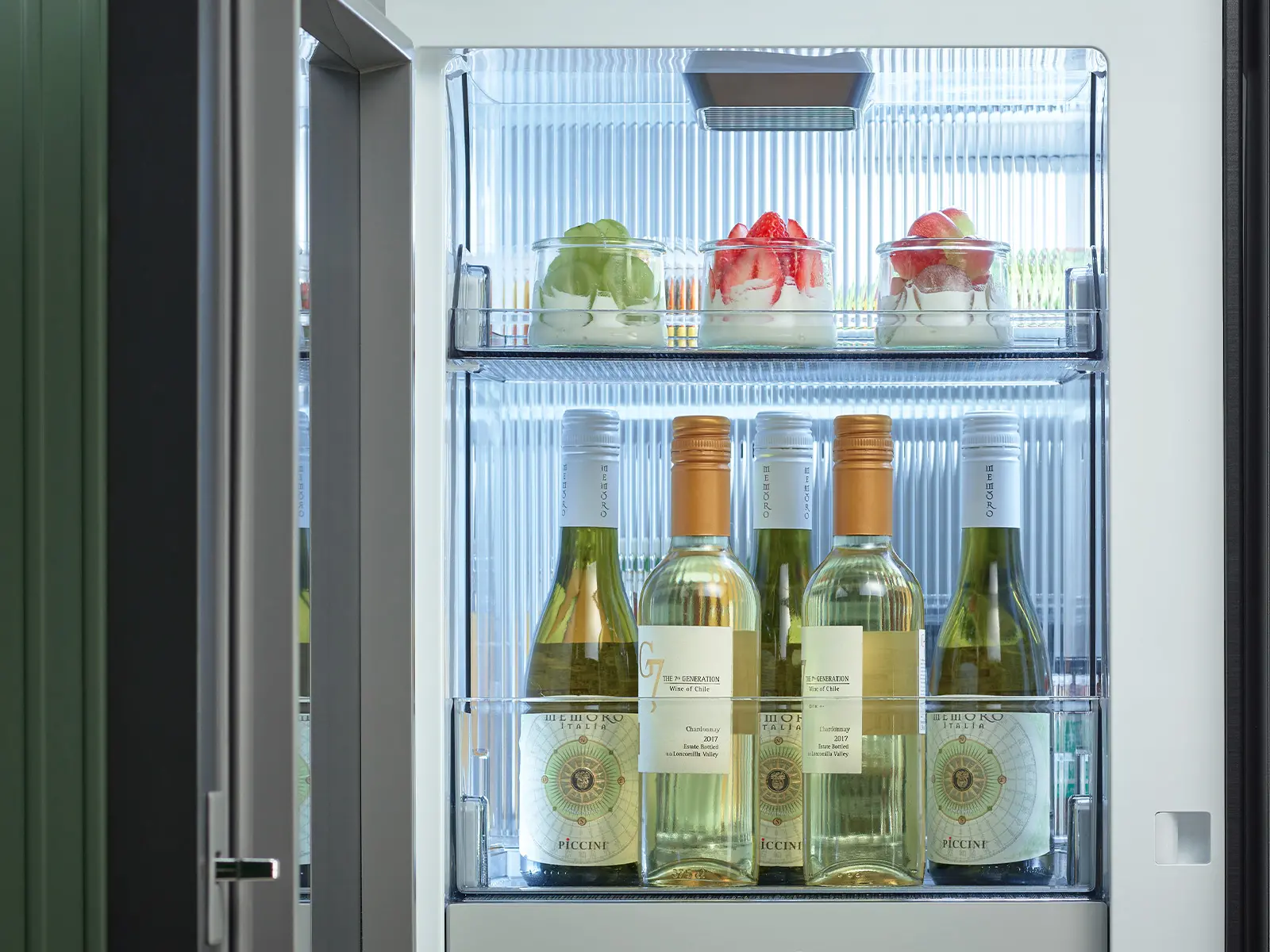 Samsung Bespoke 28.6 Cu Ft 4-Door Flex Refrigerator - White Glass-7