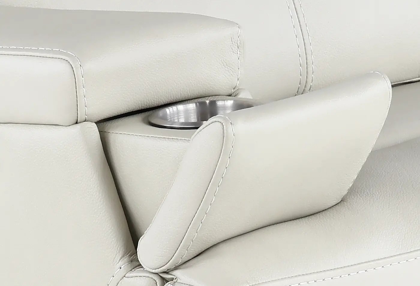 Rushton White Leather 6 Piece Power Reclining Sectional with Multimedia Console-6