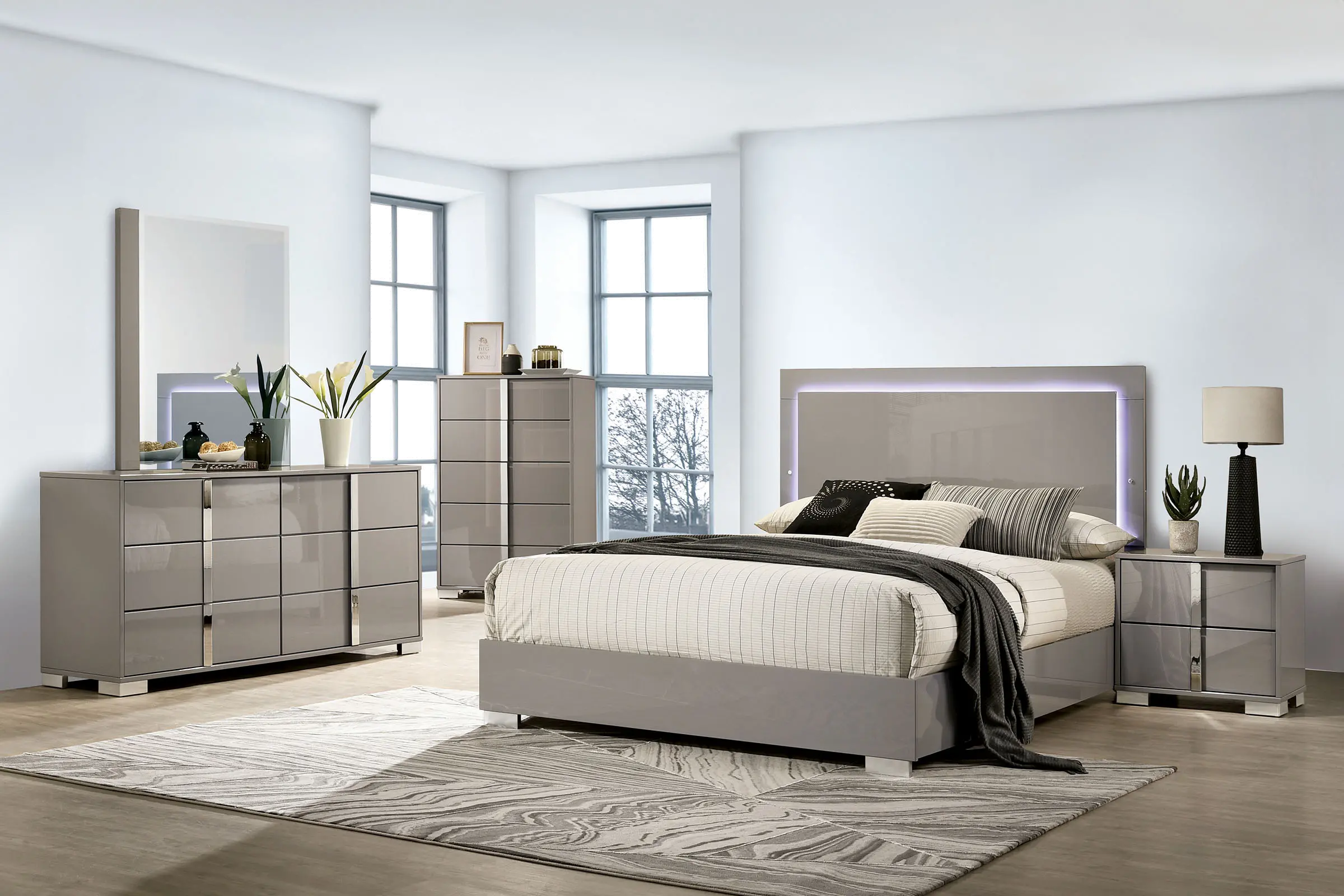 Sinistra Glossy Beige King Bed-2