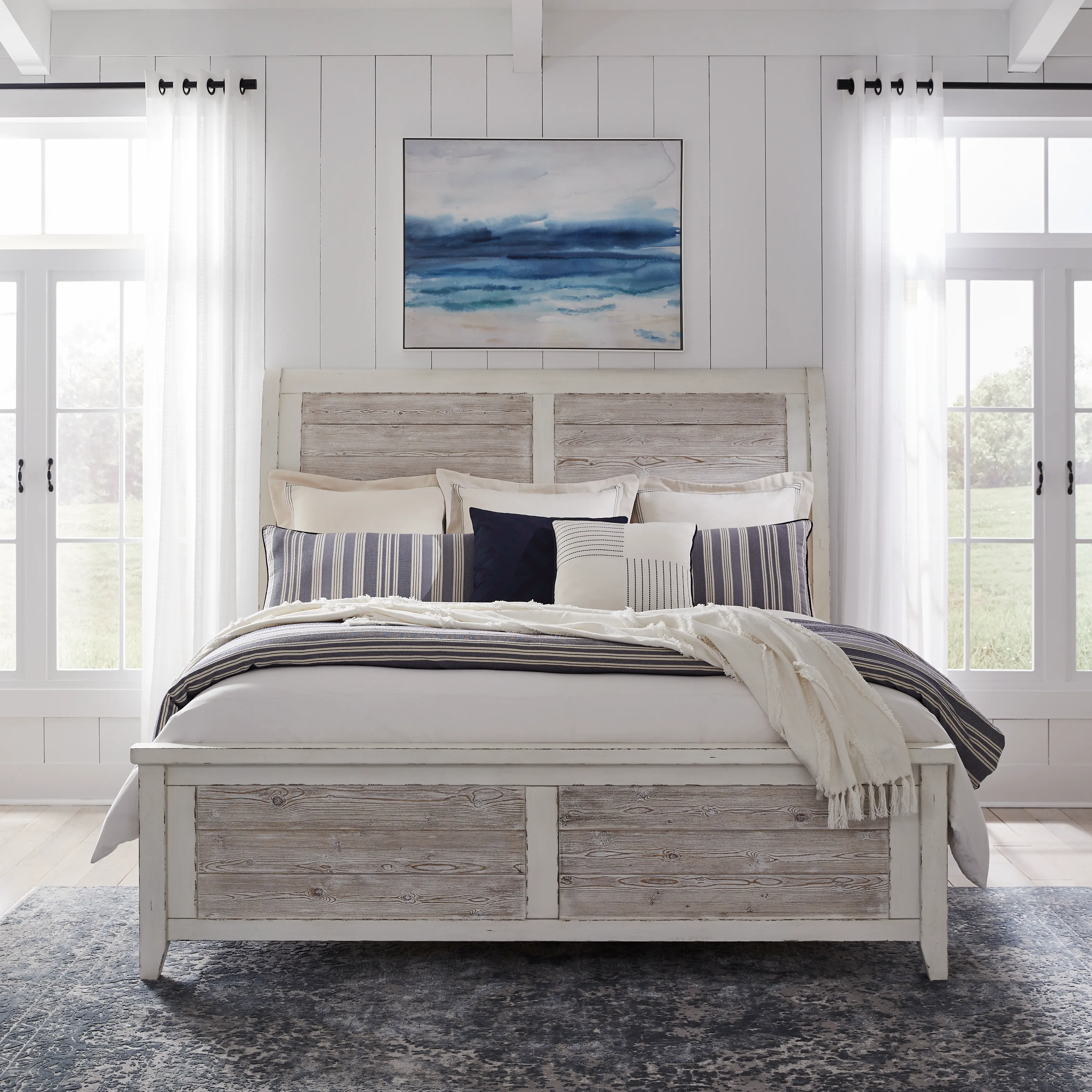 142-BED5/0 Backroads Weathered White Queen Bed-11