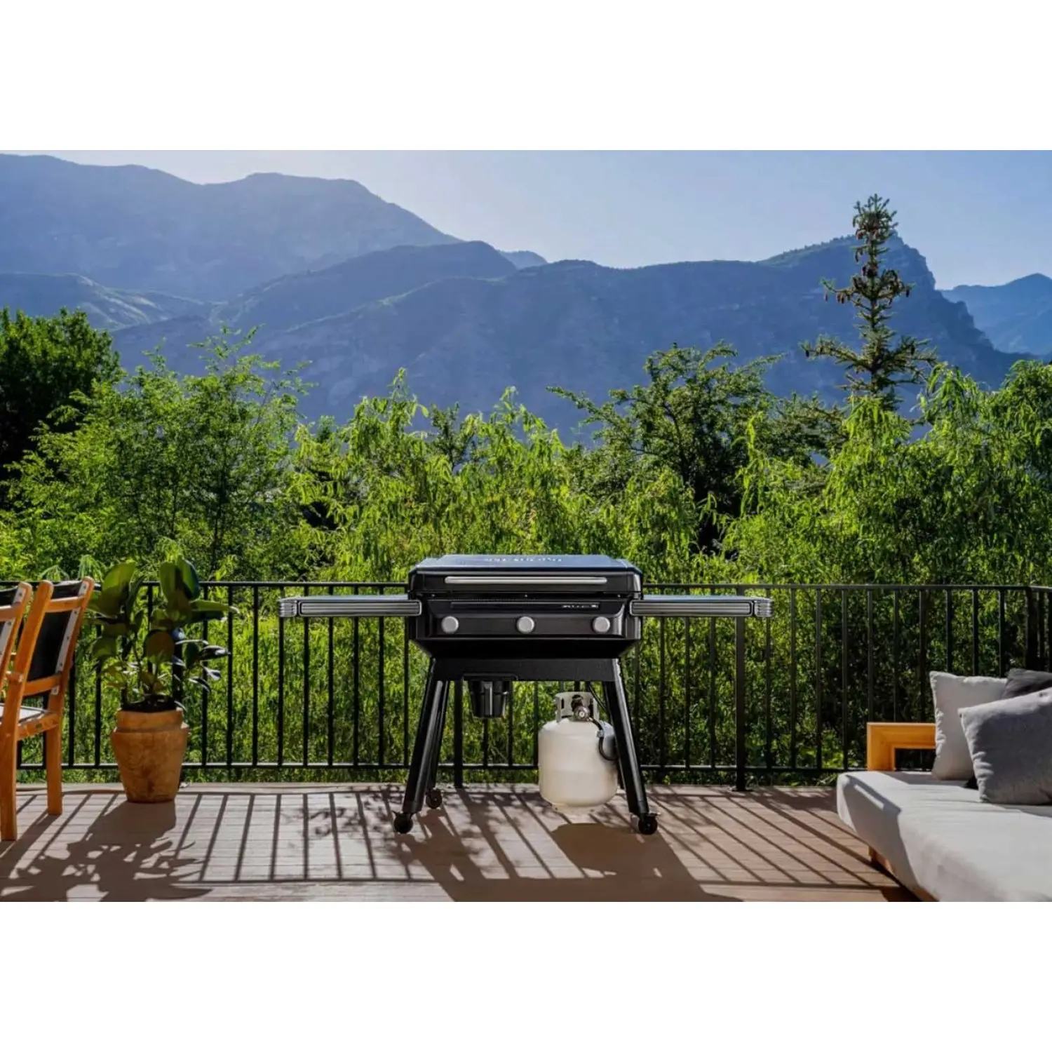 TF3CN59AU Traeger Flatrock Flat Top Gas Grill-12
