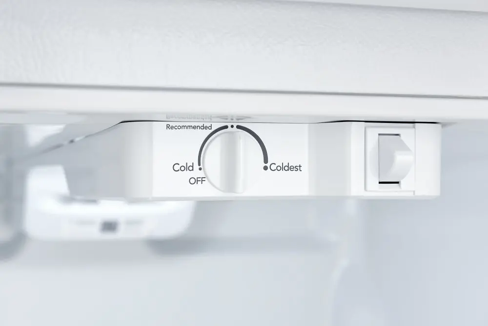 FFHT2022AW Frigidaire 20 Cu Ft Top Freezer Refrigerator - White-8