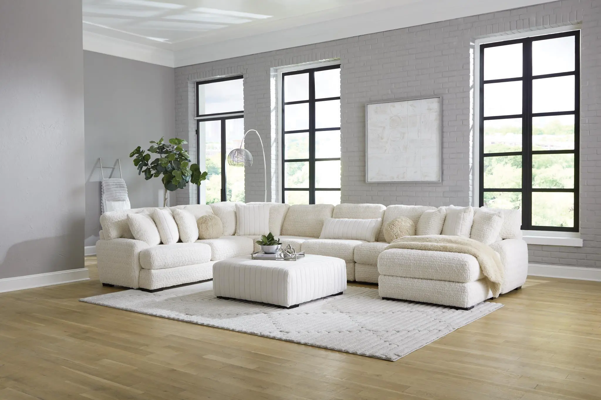 Hendrix Ivory 4 Piece Sectional-2