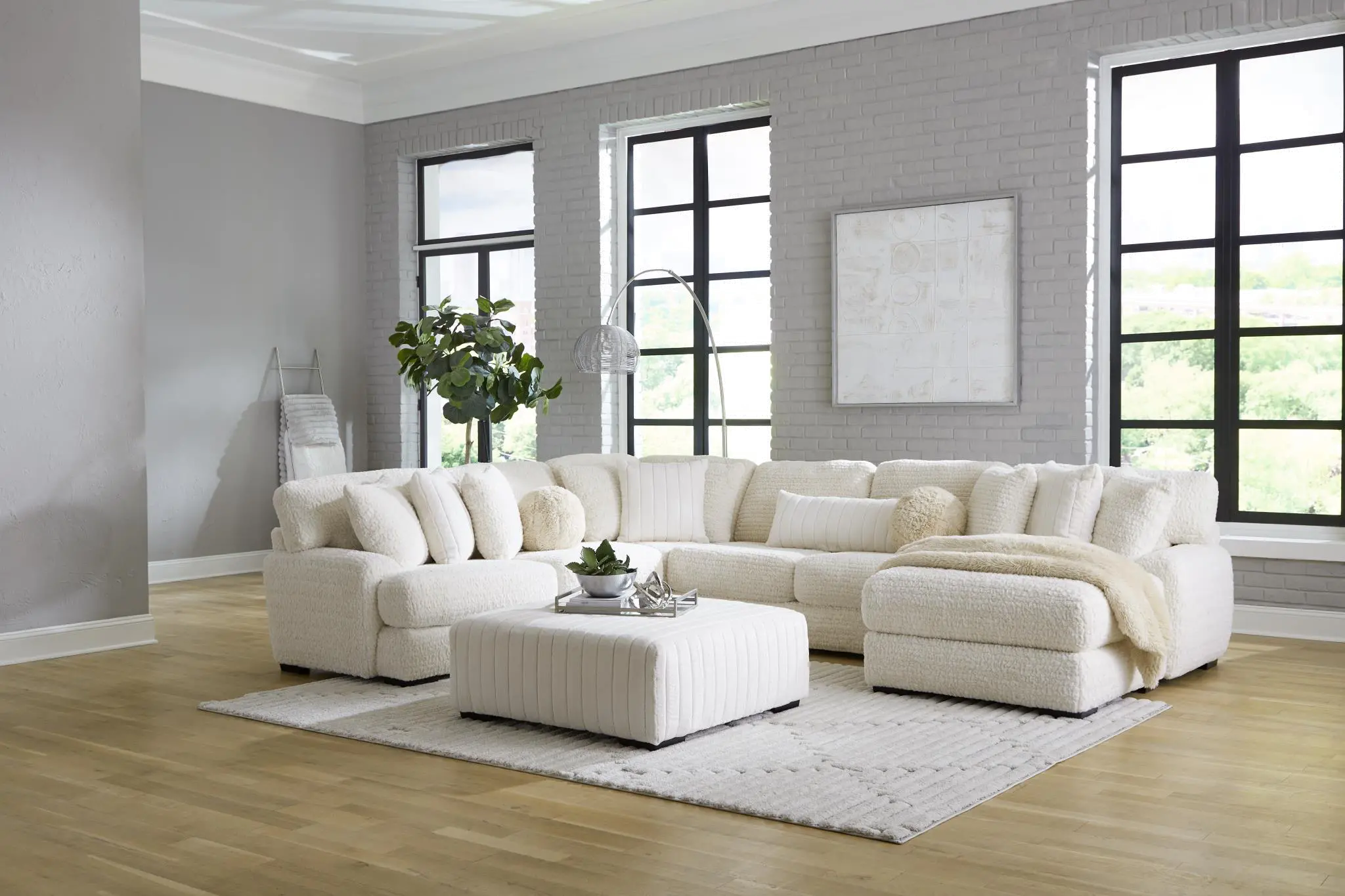 Hendrix Ivory 3 Piece Sectional-2