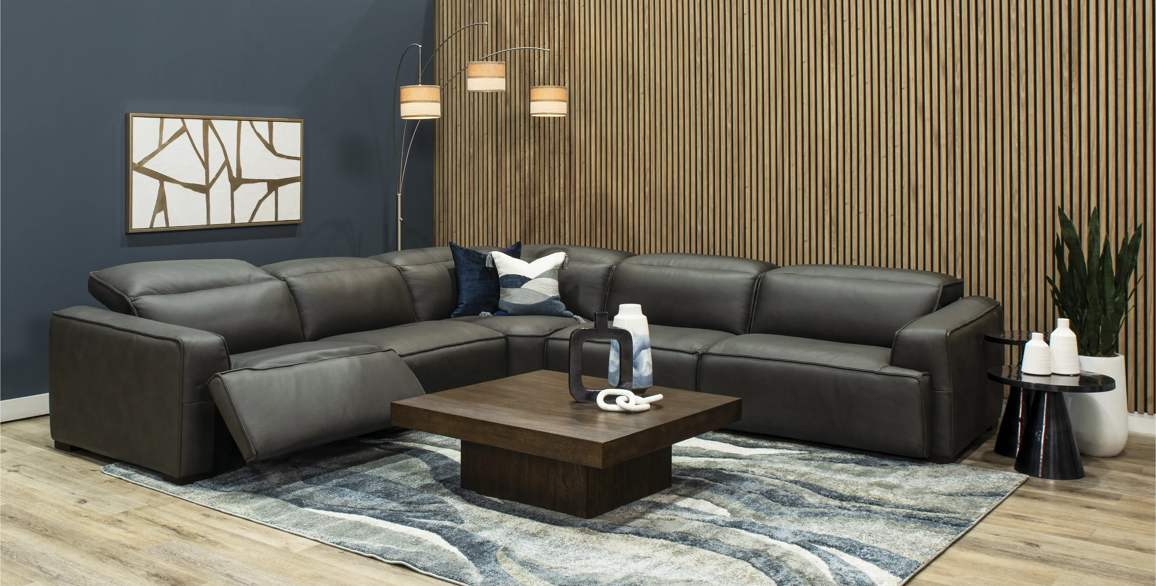 Arizona Sedona 5-Piece Reclining Sectional with Adjustable Headrests-2