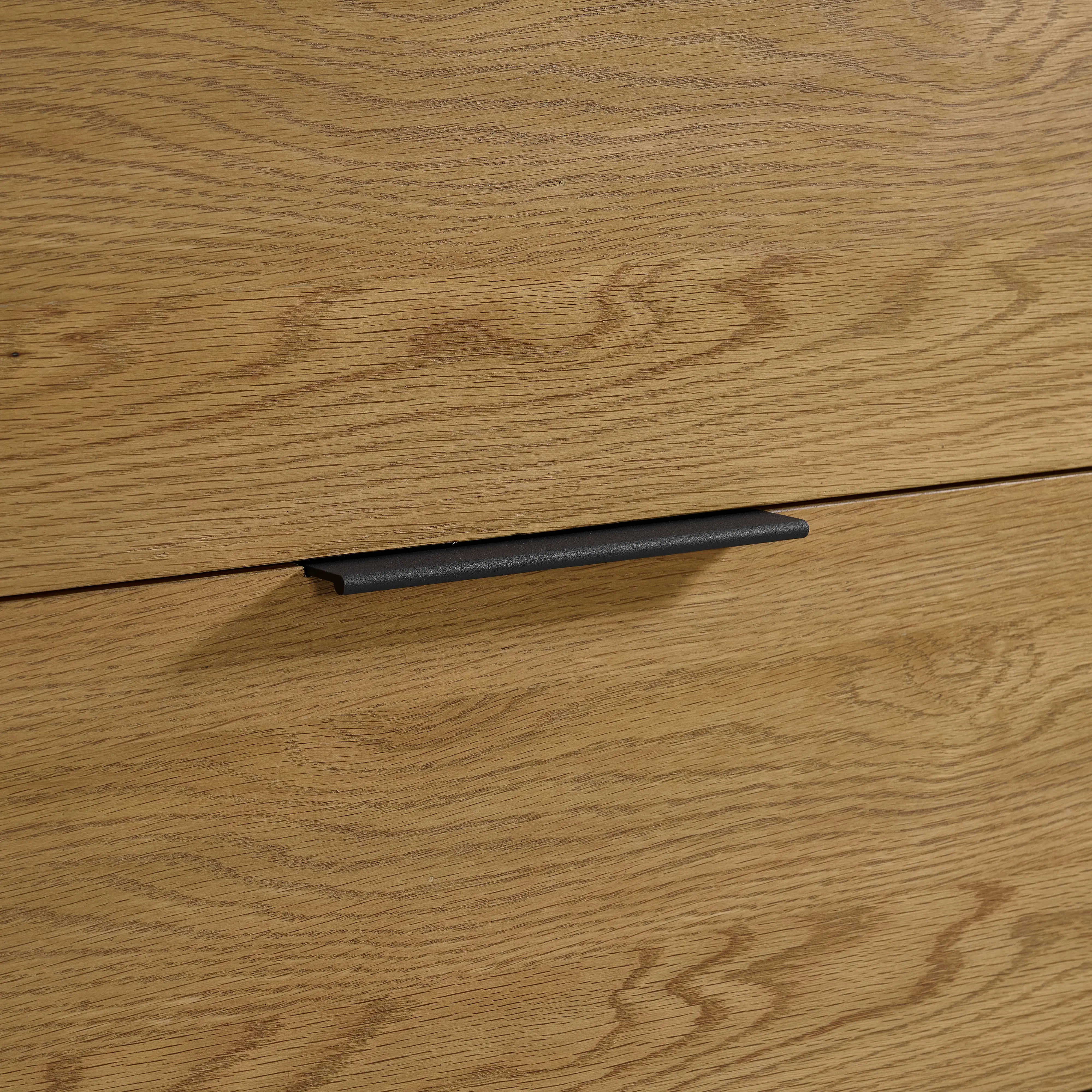 Newport Natural Oak Gentleman's Chest-3