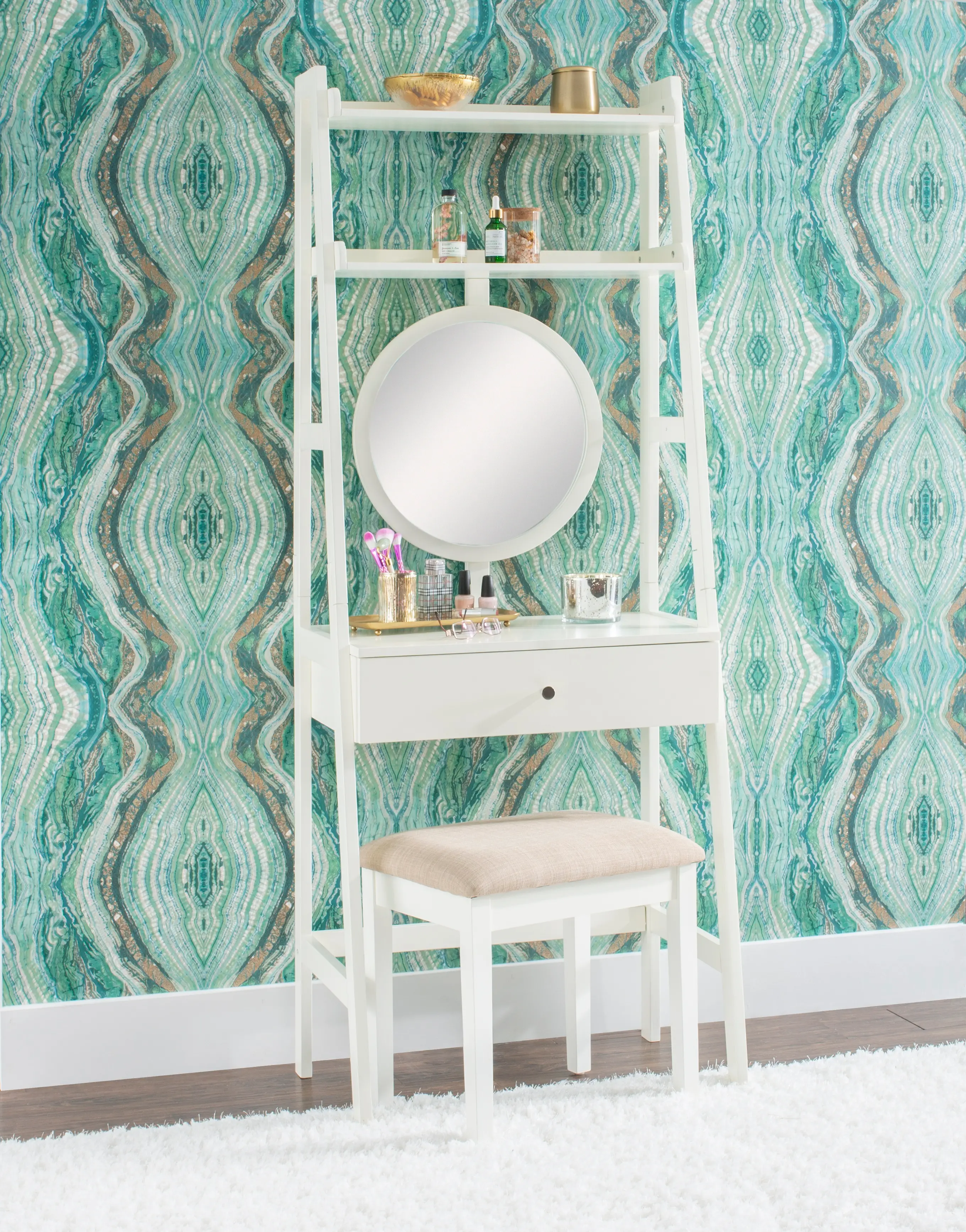 Lorelai White Leaning Vanity Set-3