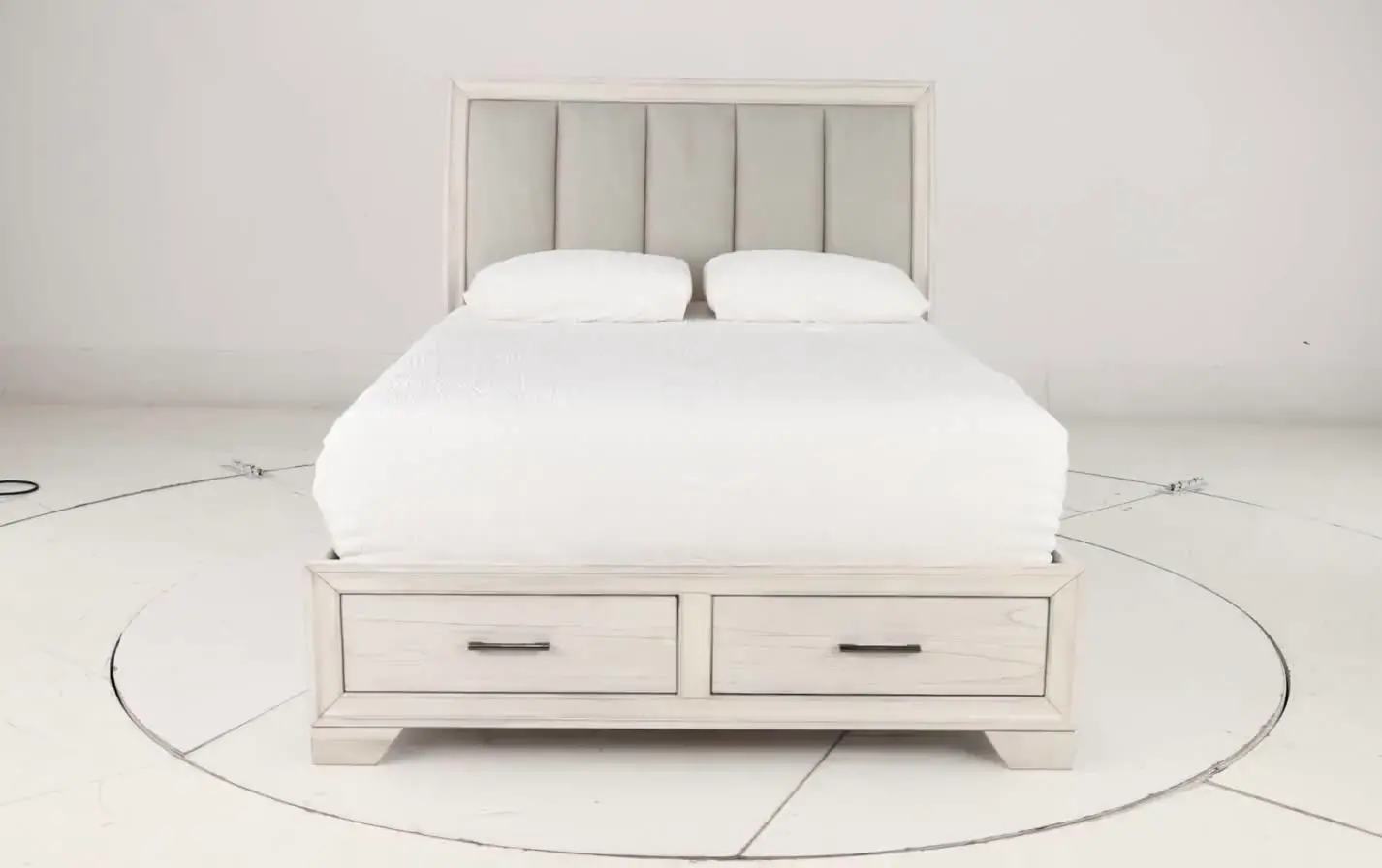 Jace White Queen Storage Bed-11