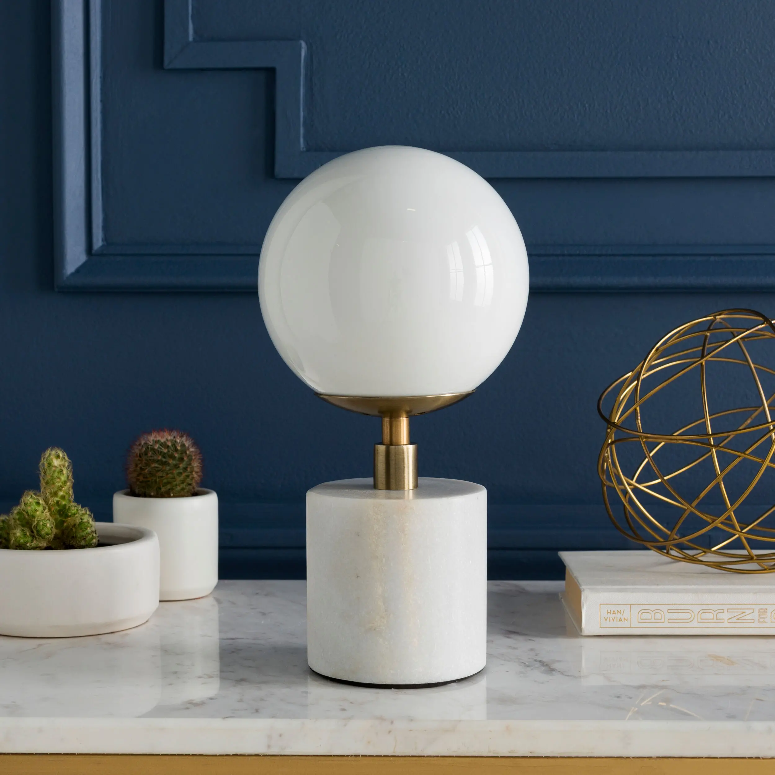 UNA-001 Una Modernist Accent Table Lamp-1