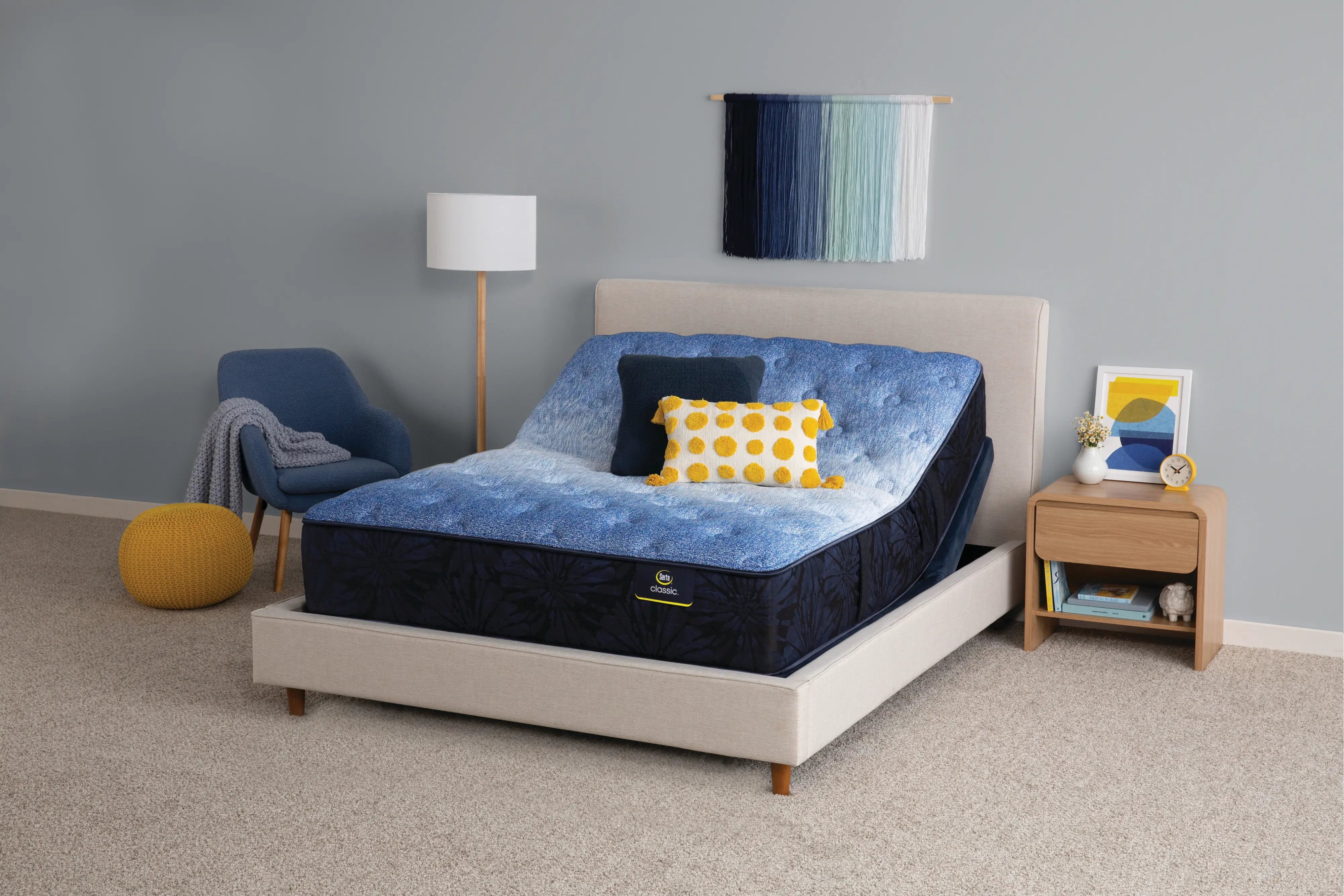QM-706021-3050 Serta Classic Armada Medium Queen Mattress-5