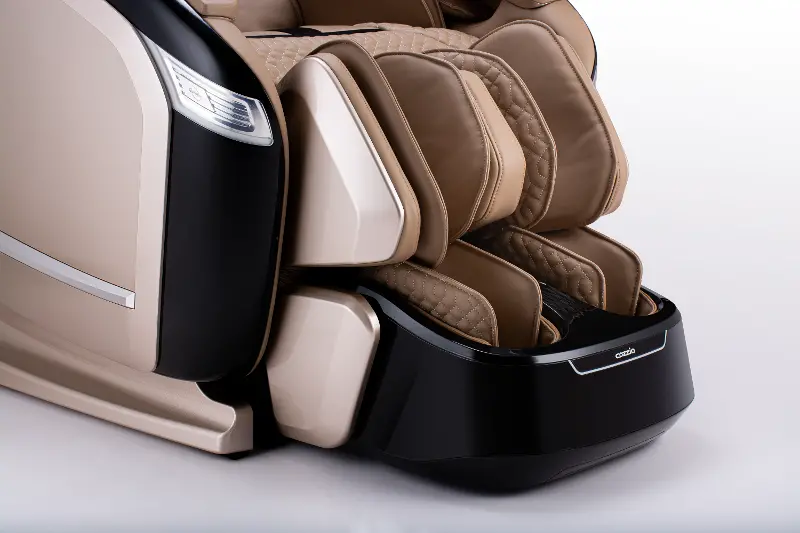 Cozzia Quantum CZ-800Champagne & Black Massage Chair | RC Willey