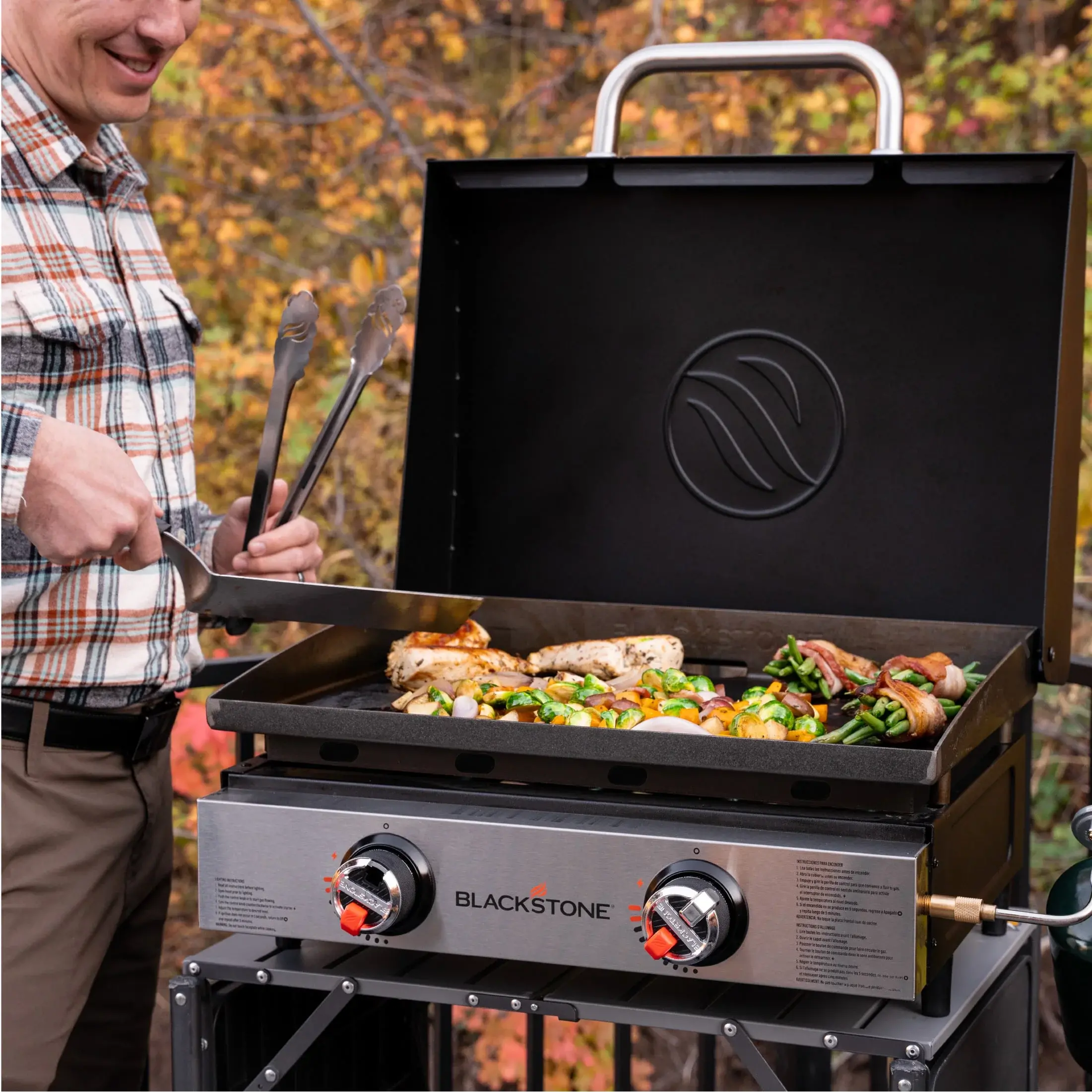 2205 Blackstone 22  Omnivore Tabletop Griddle with Hood-7